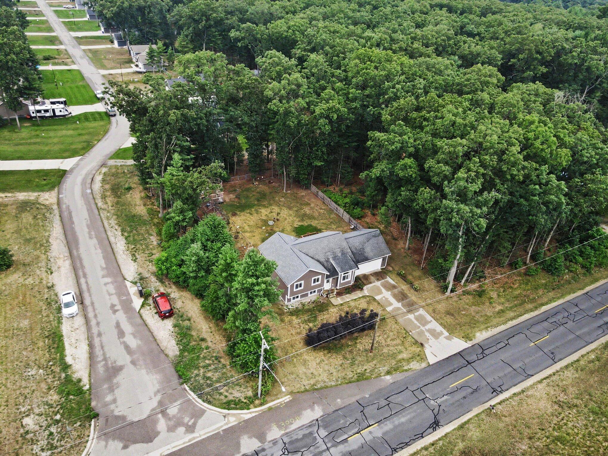 6637 Hall Road Muskegon MI 49442