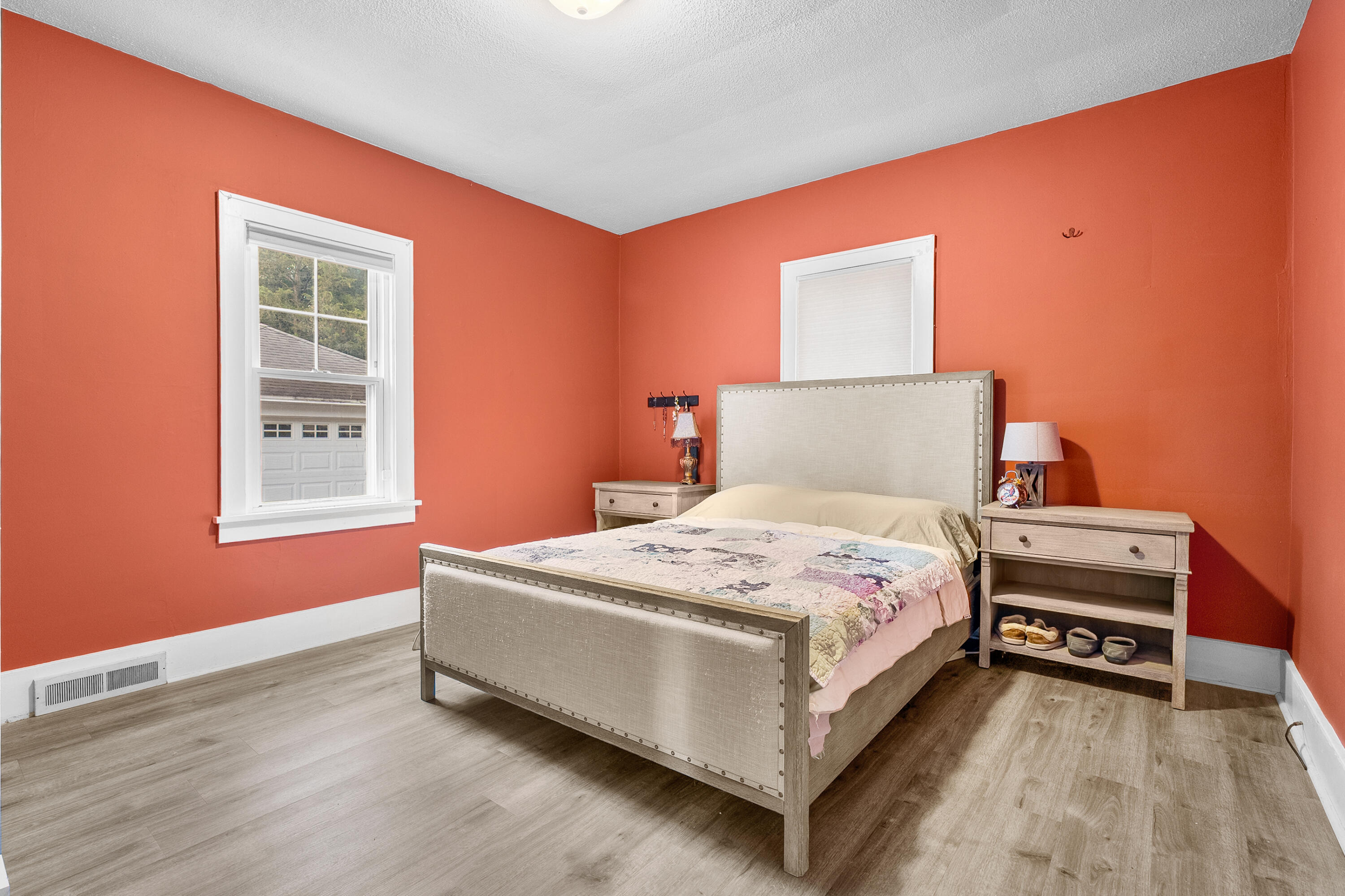 1222 Lakeway Avenue Kalamazoo MI 49001