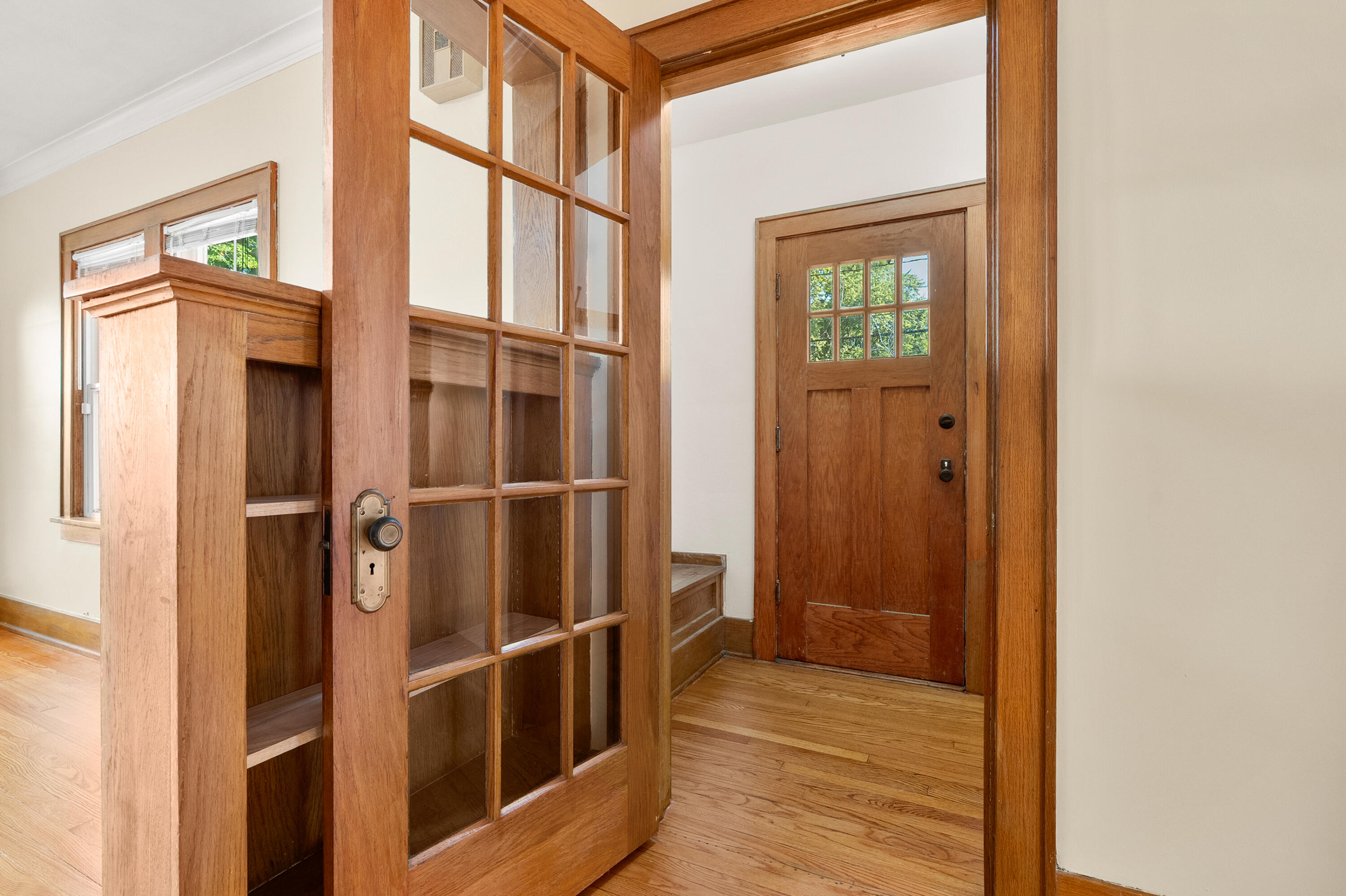 1222 Lakeway Avenue Kalamazoo MI 49001
