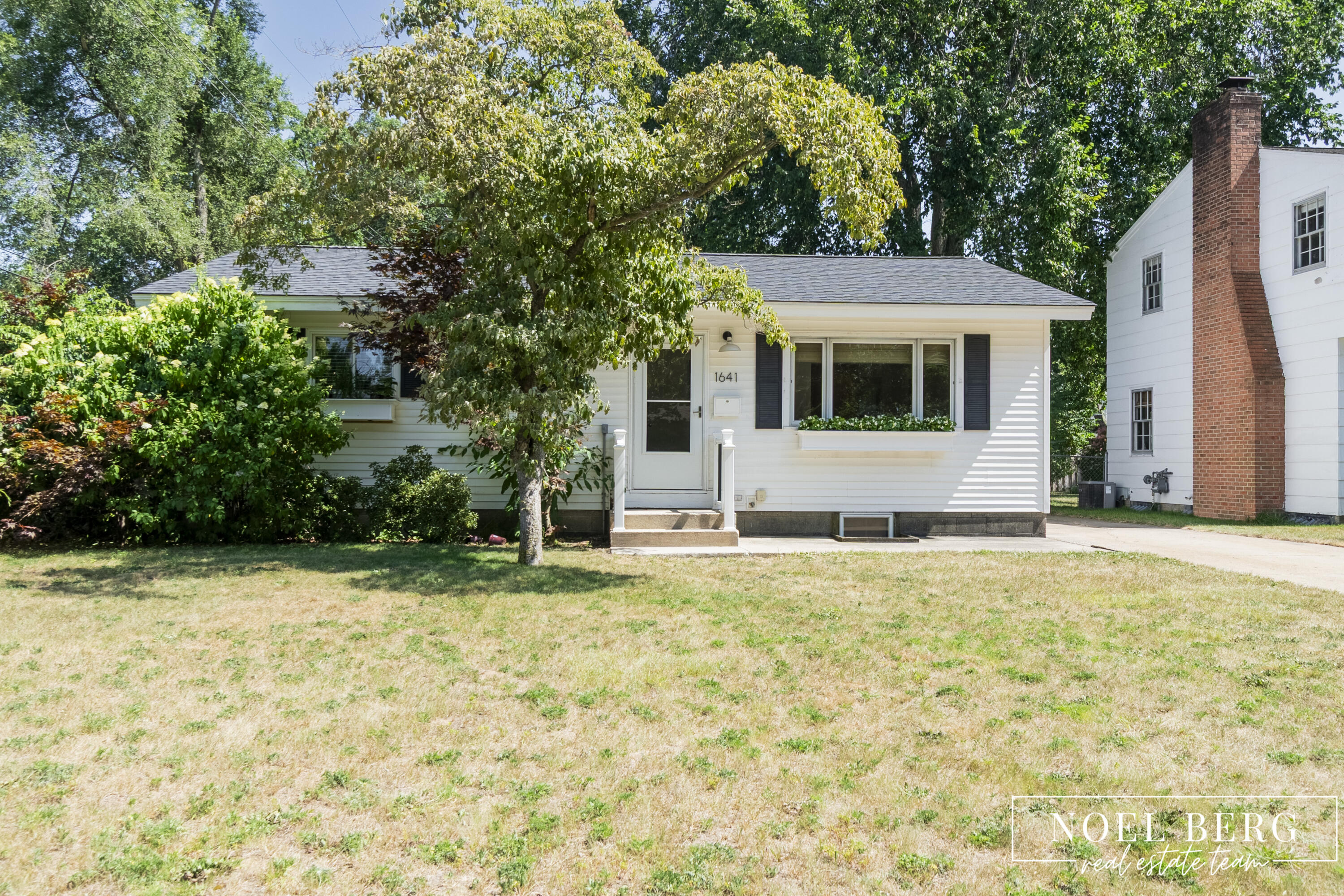 1641 Moulton Avenue Muskegon MI 49445