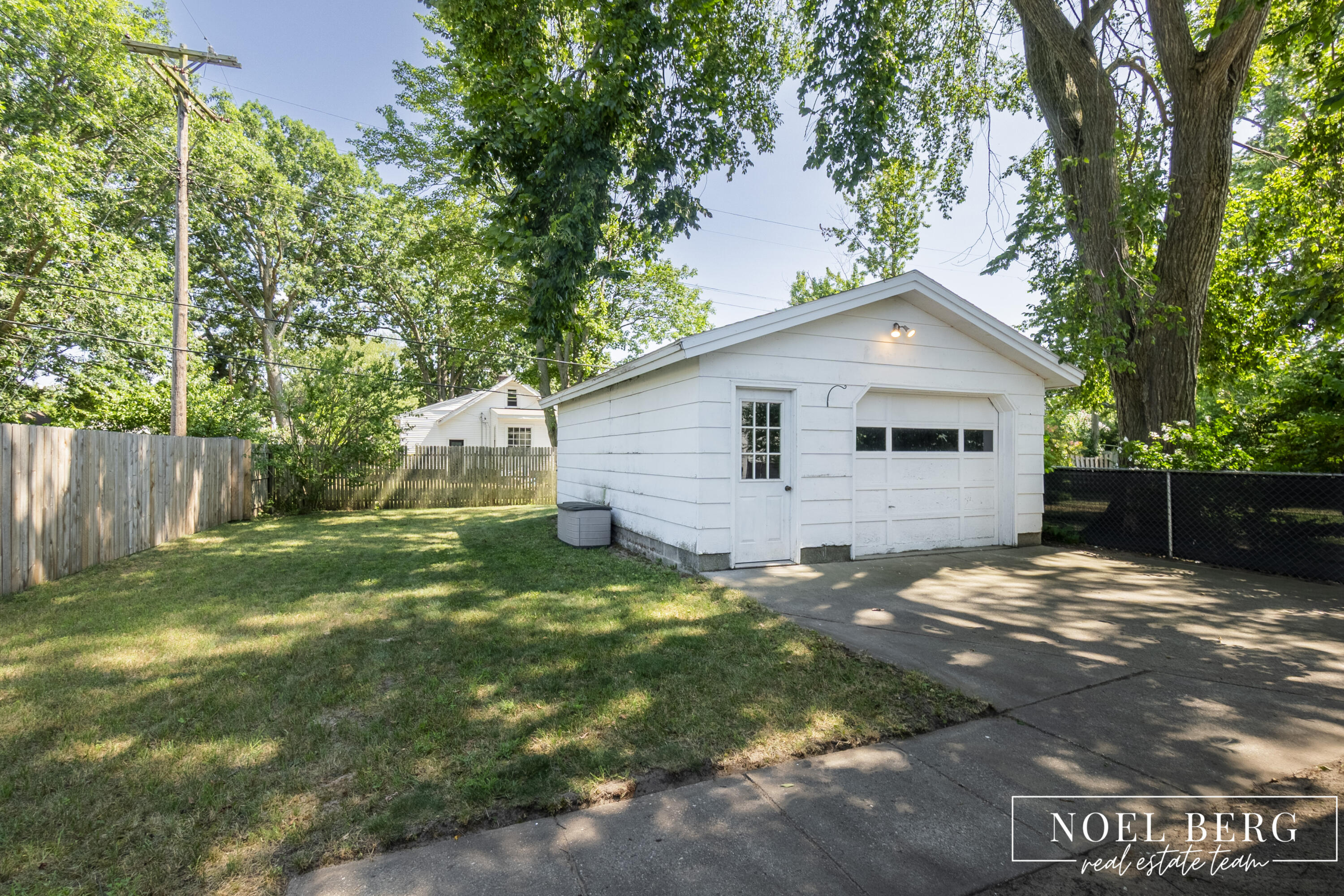 1641 Moulton Avenue Muskegon MI 49445
