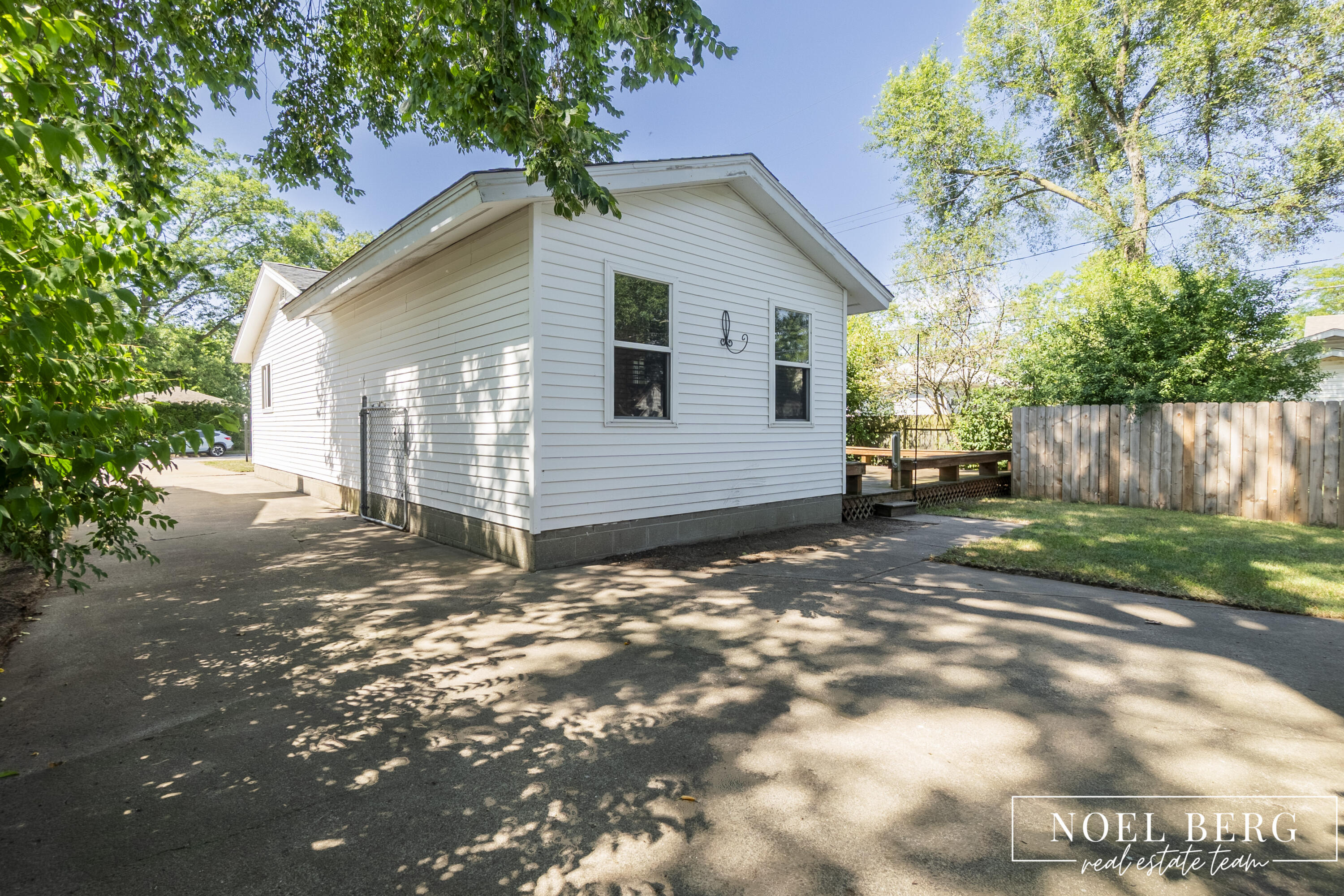 1641 Moulton Avenue Muskegon MI 49445
