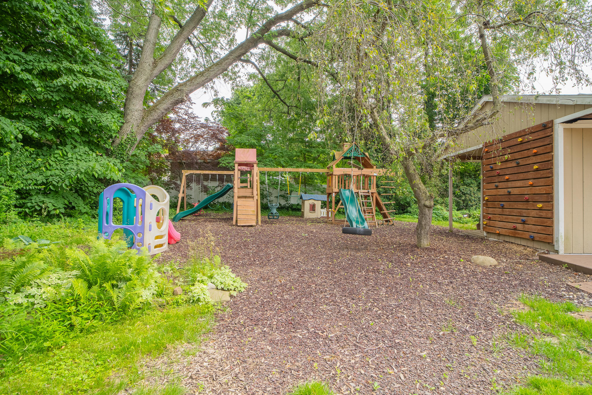 3814 Rockwood Drive Kalamazoo MI 49004