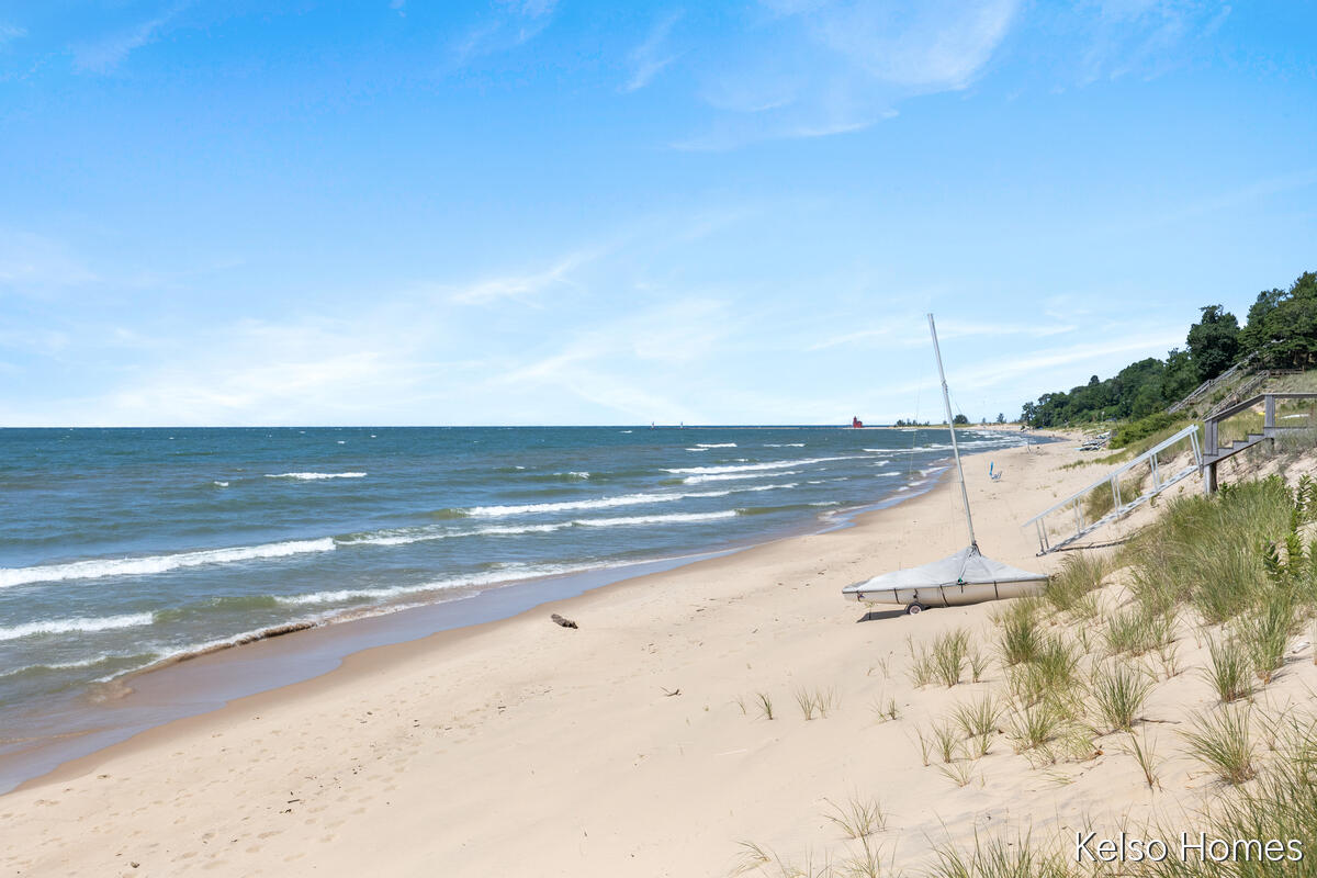6664 Scenic Shores Drive Holland MI 49423