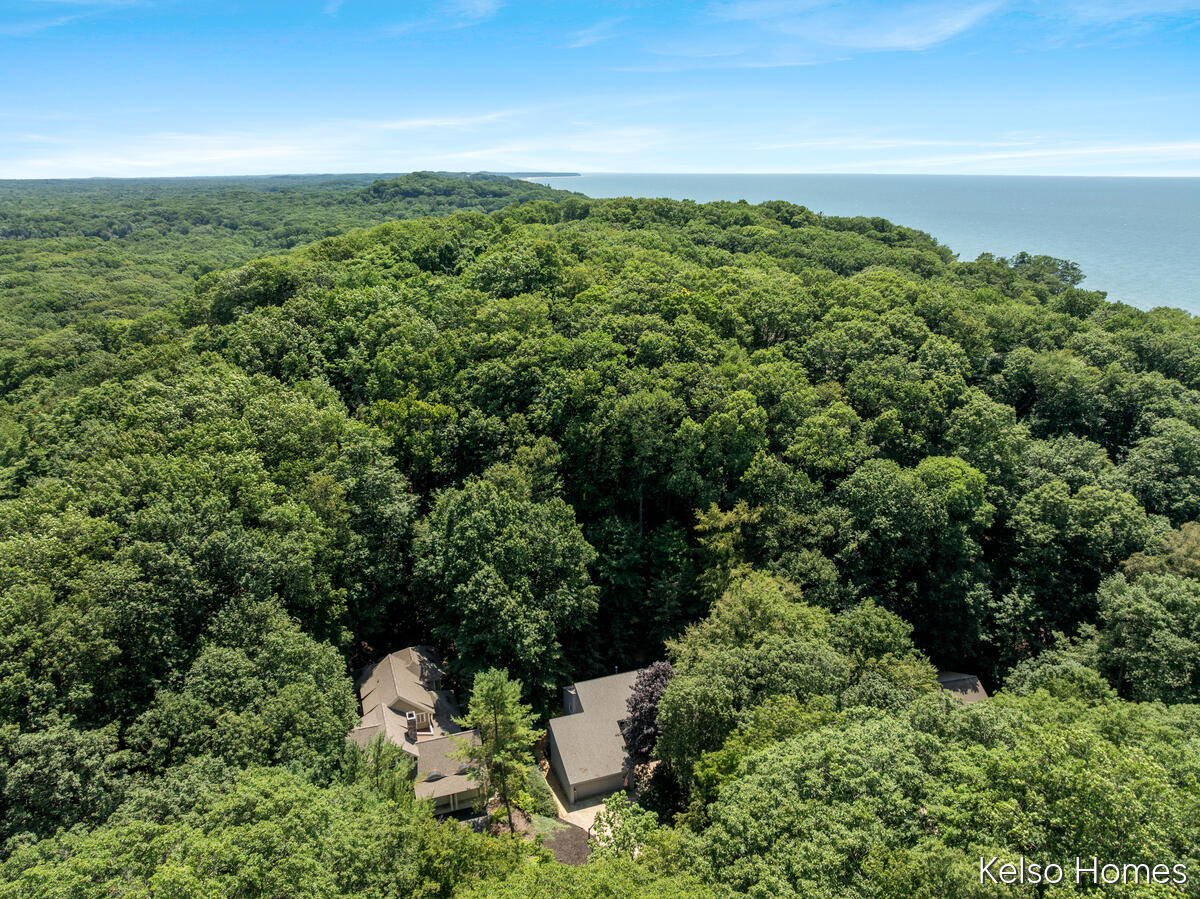 6664 Scenic Shores Drive Holland MI 49423