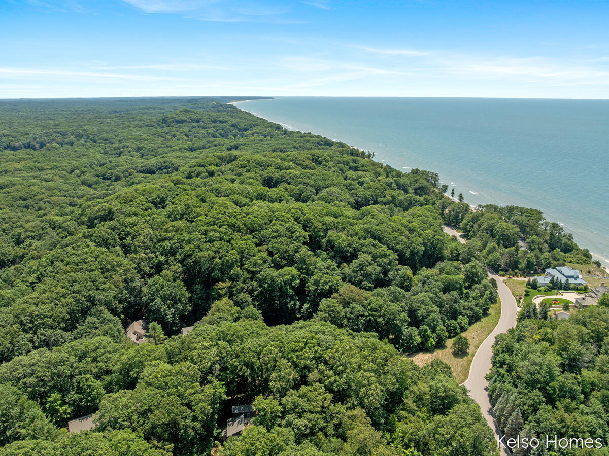 6664 Scenic Shores Drive Holland MI 49423