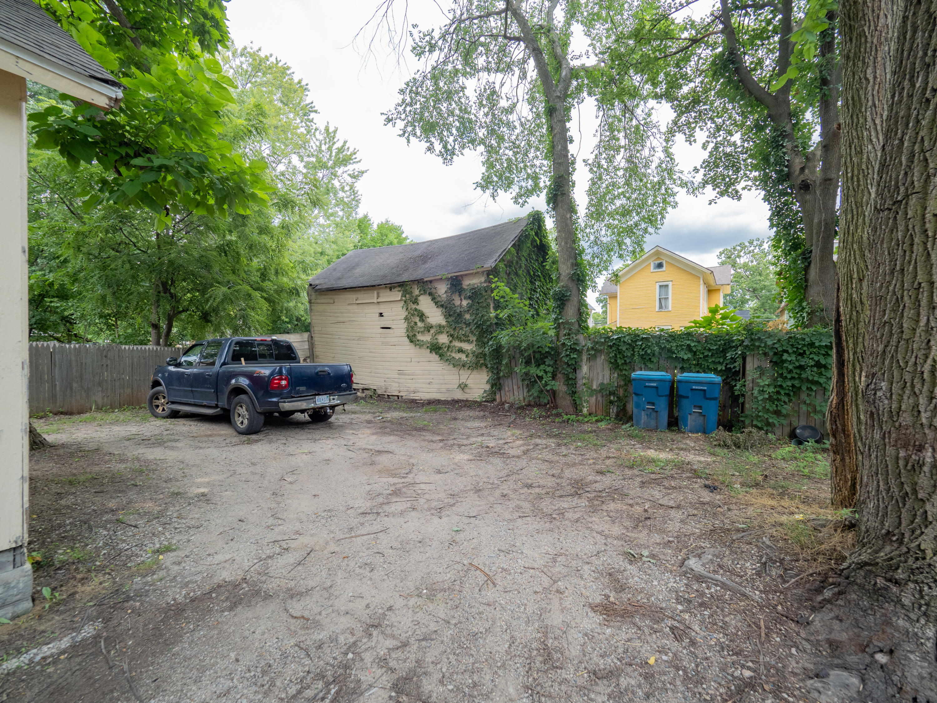 935 Osborne Street Kalamazoo MI 49001