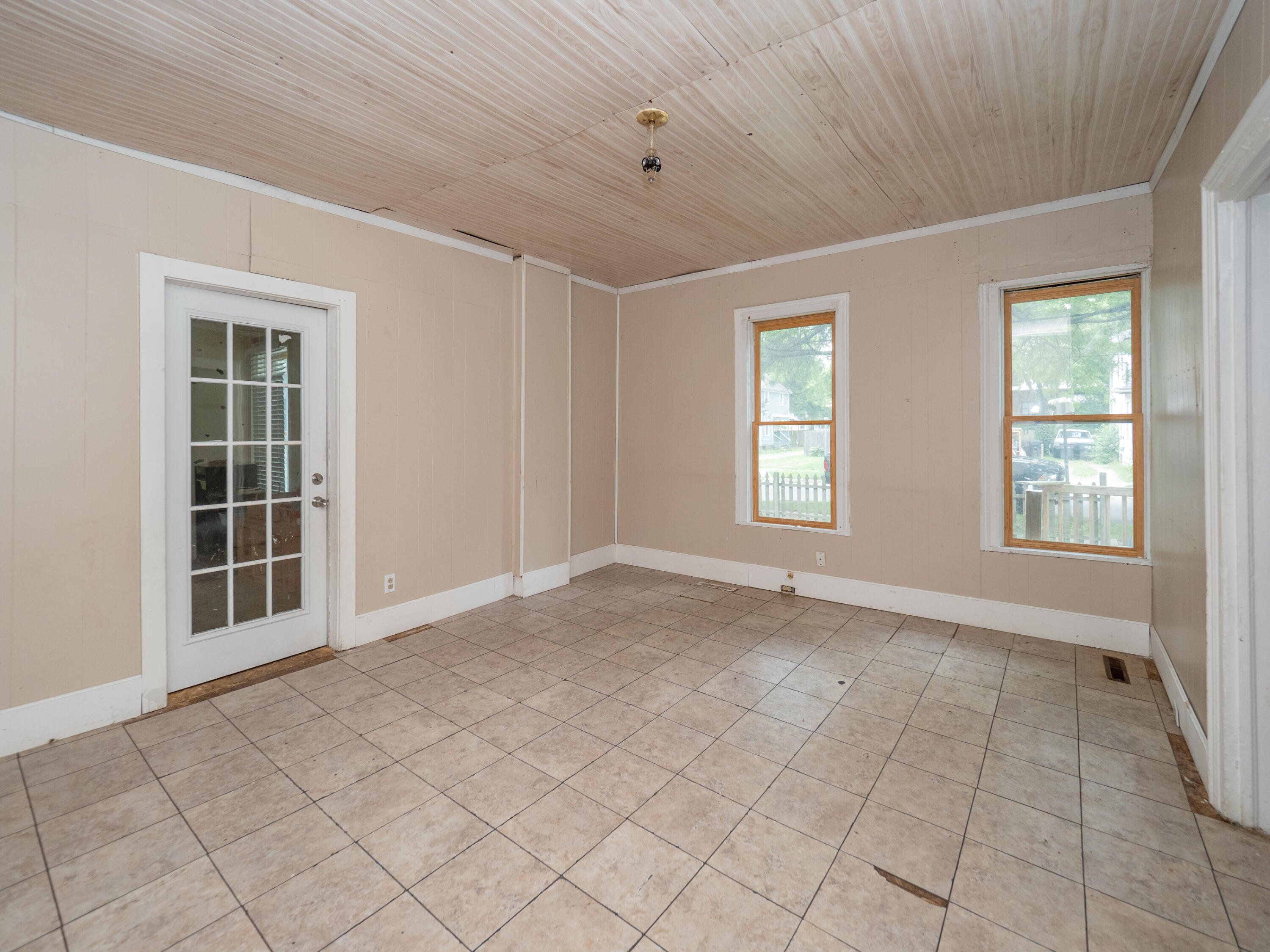935 Osborne Street Kalamazoo MI 49001