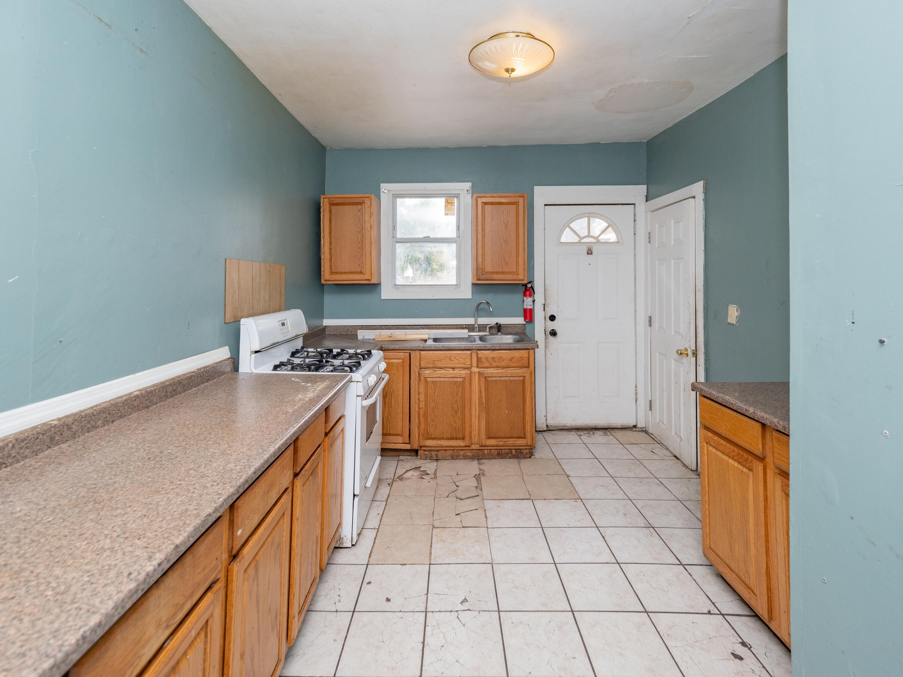 935 Osborne Street Kalamazoo MI 49001