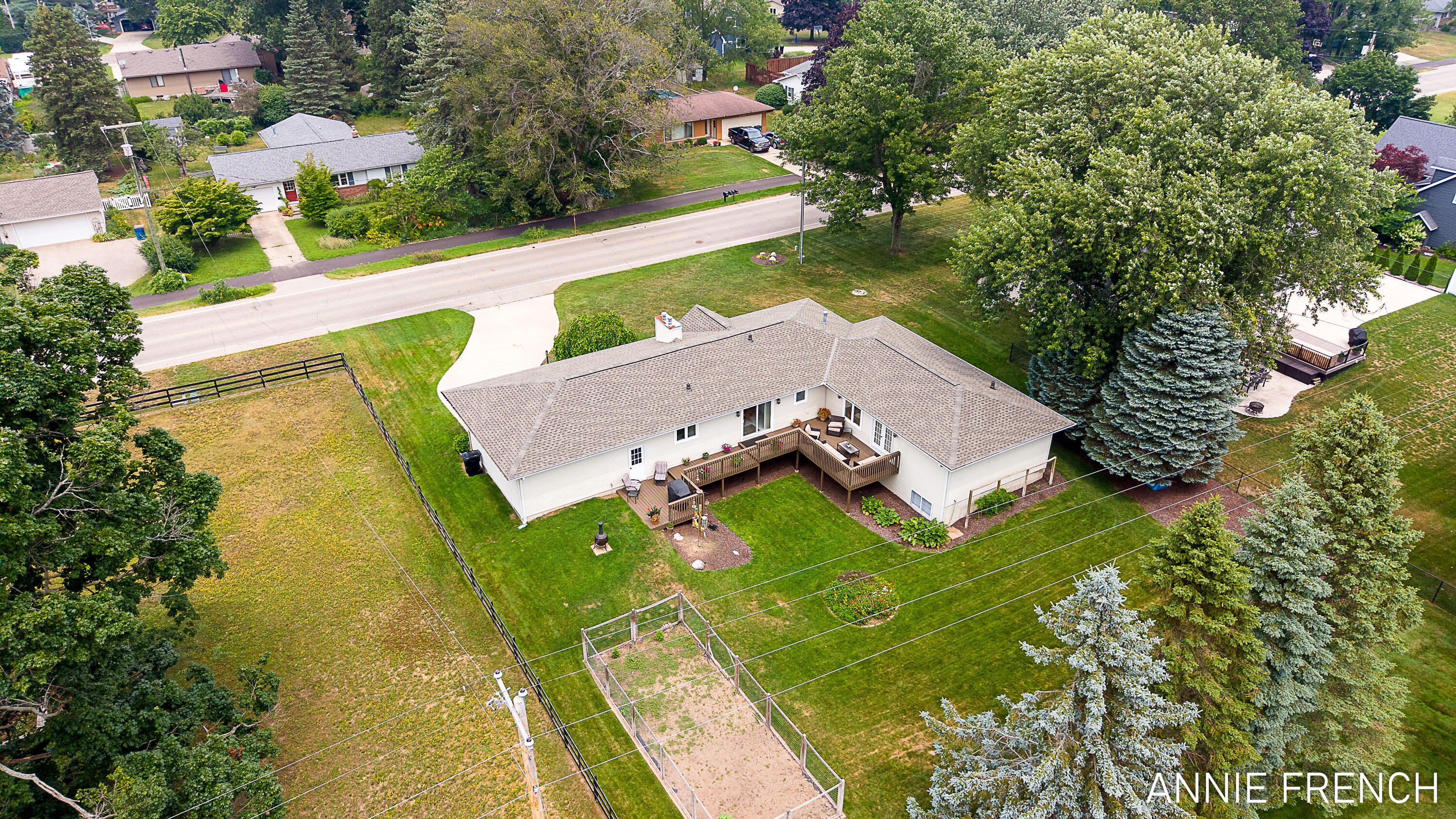 6390 147th Avenue Holland MI 49423