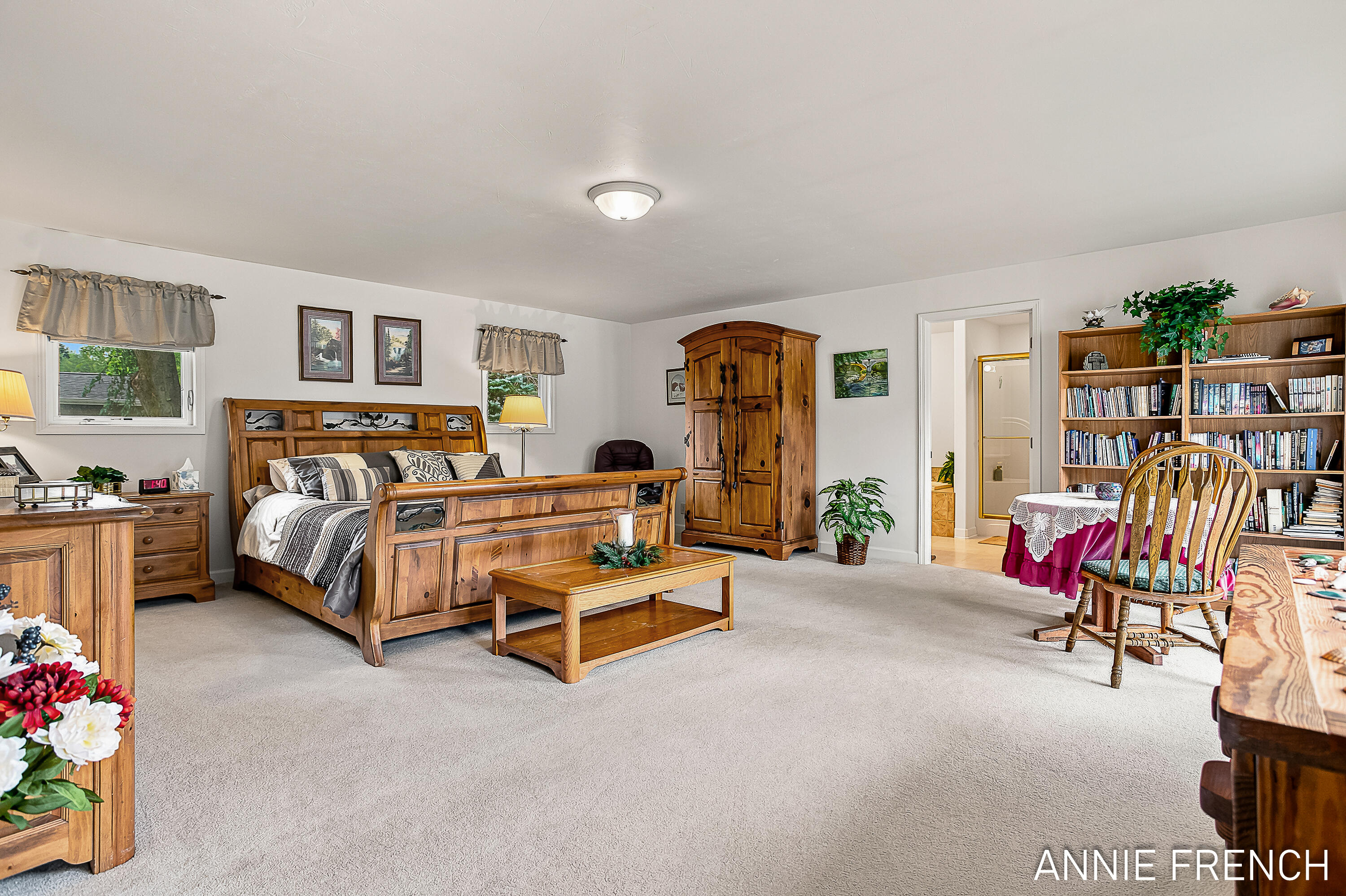 6390 147th Avenue Holland MI 49423