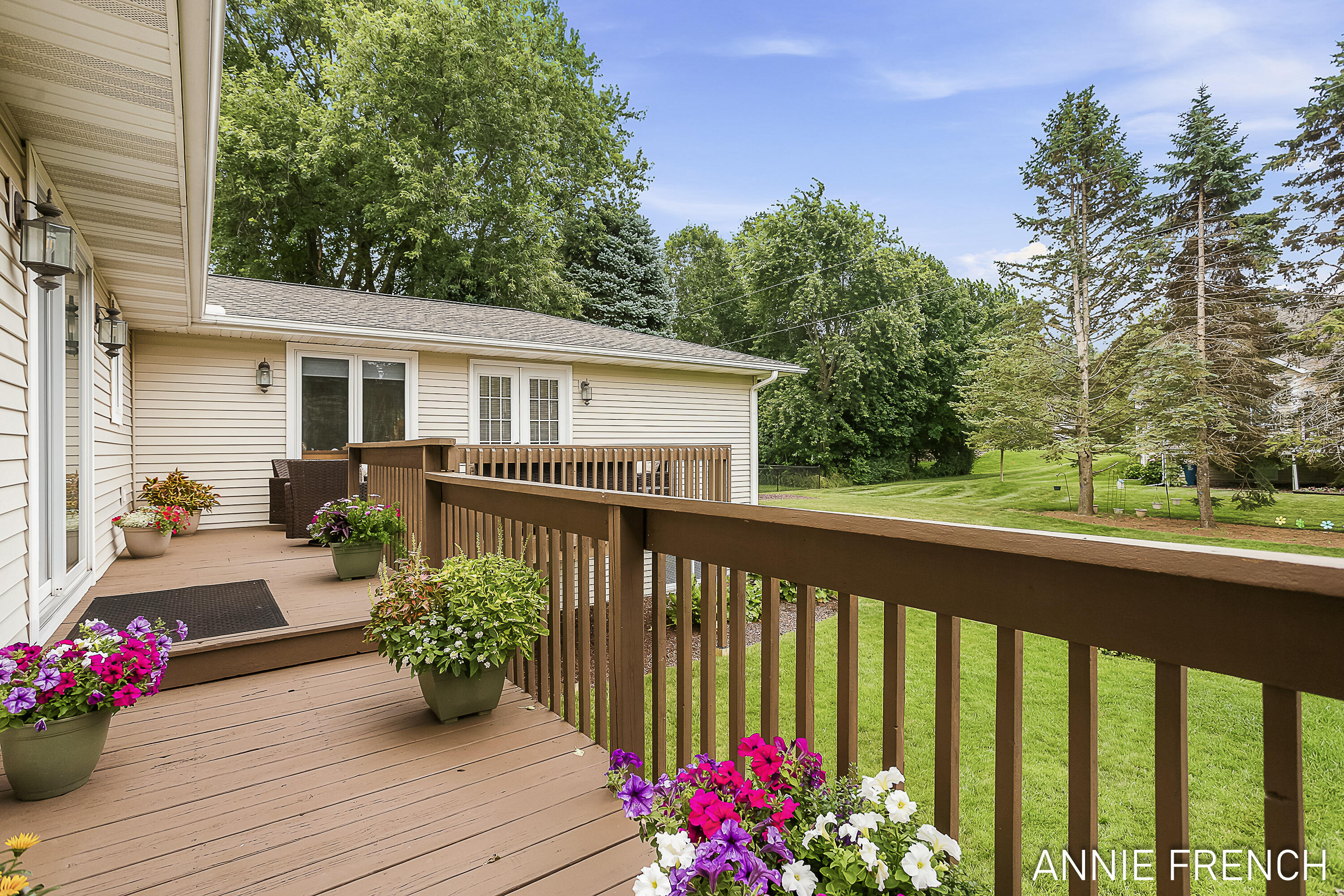 6390 147th Avenue Holland MI 49423
