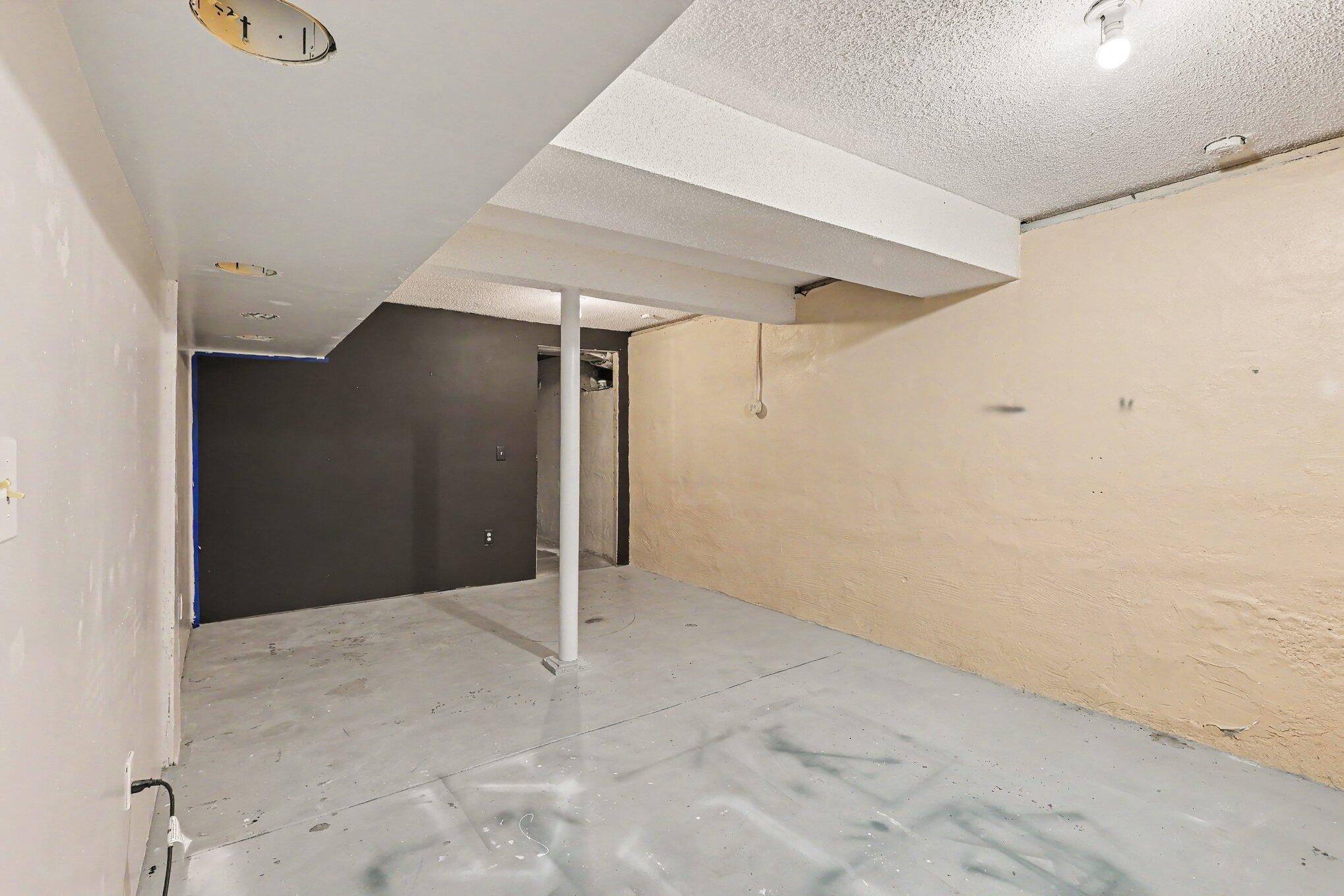 423 Ardmore Street SE Grand Rapids MI 49507