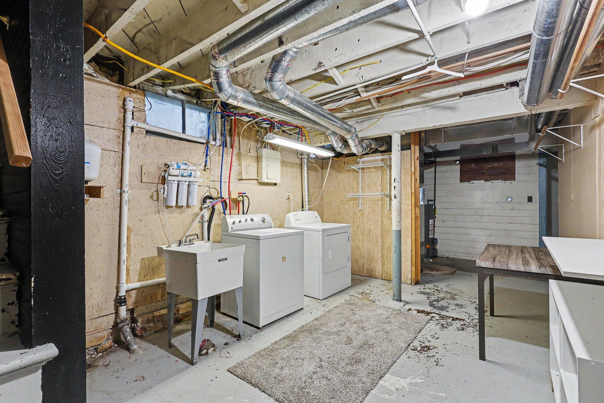 423 Ardmore Street SE Grand Rapids MI 49507