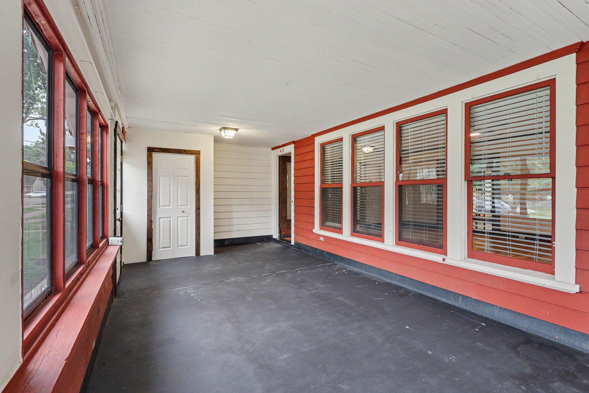 423 Ardmore Street SE Grand Rapids MI 49507