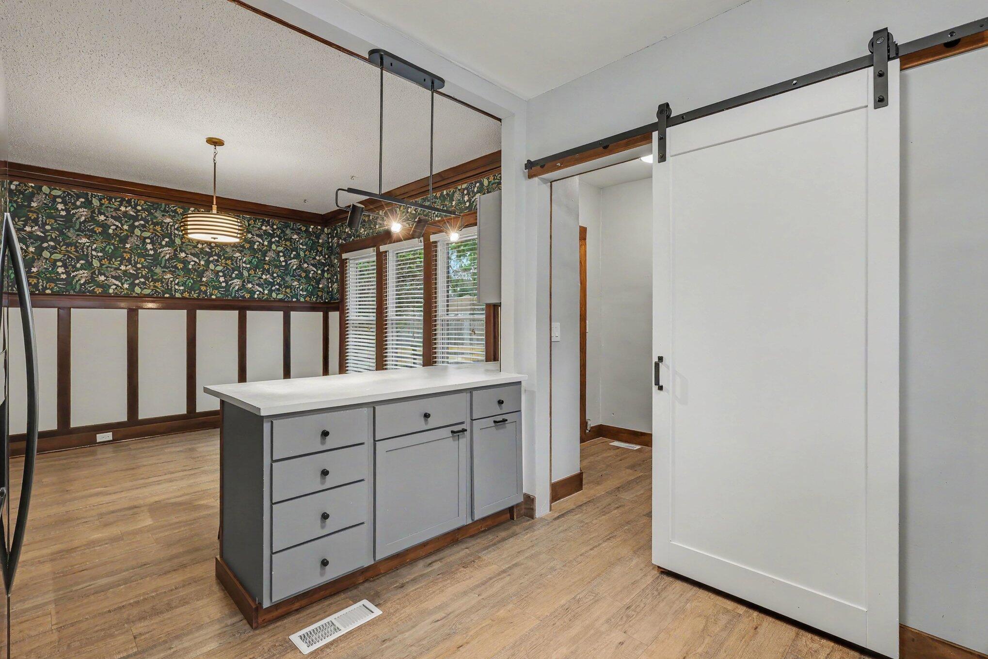423 Ardmore Street SE Grand Rapids MI 49507