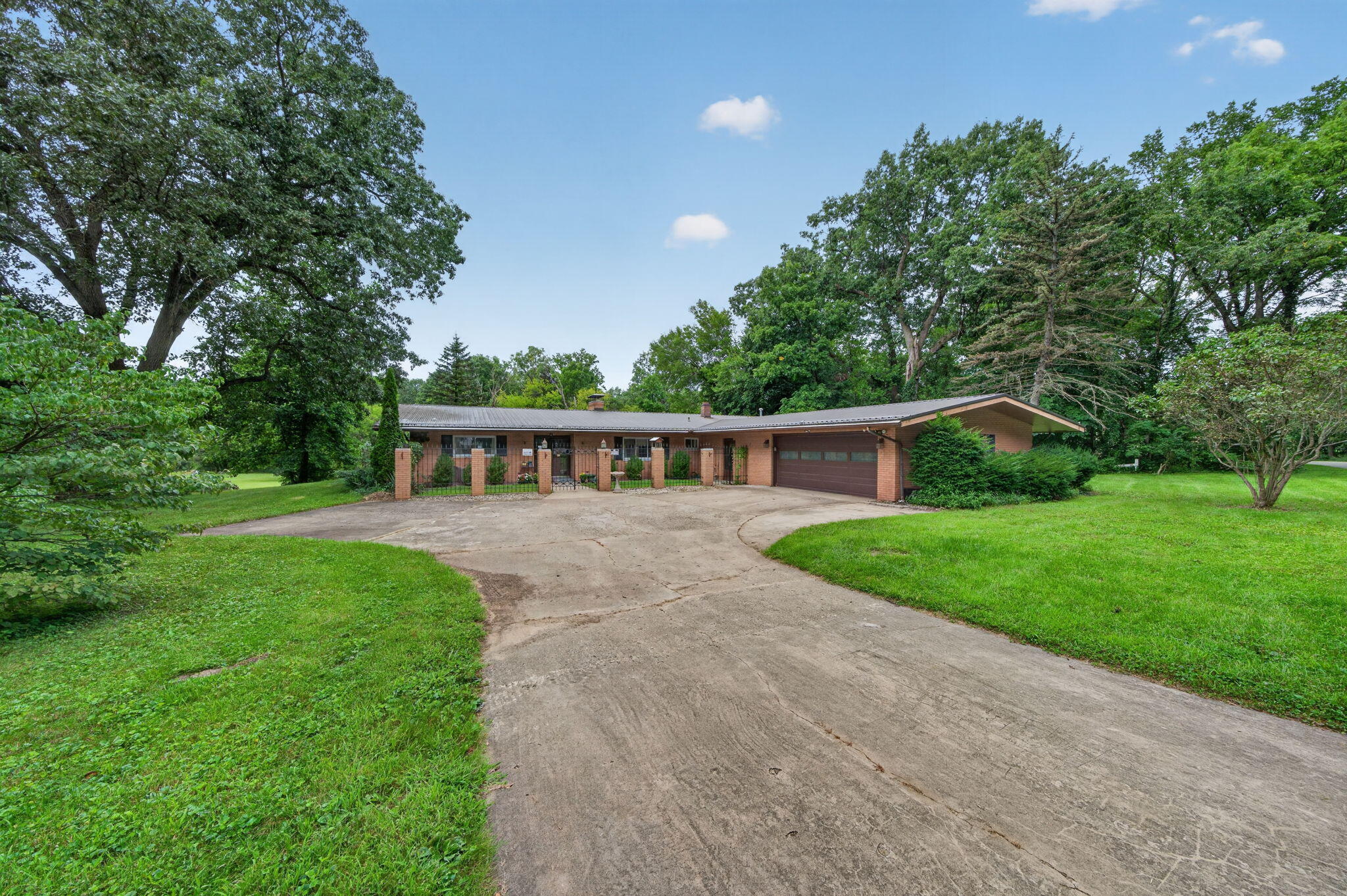 70506 Sunrise Drive Edwardsburg MI 49112