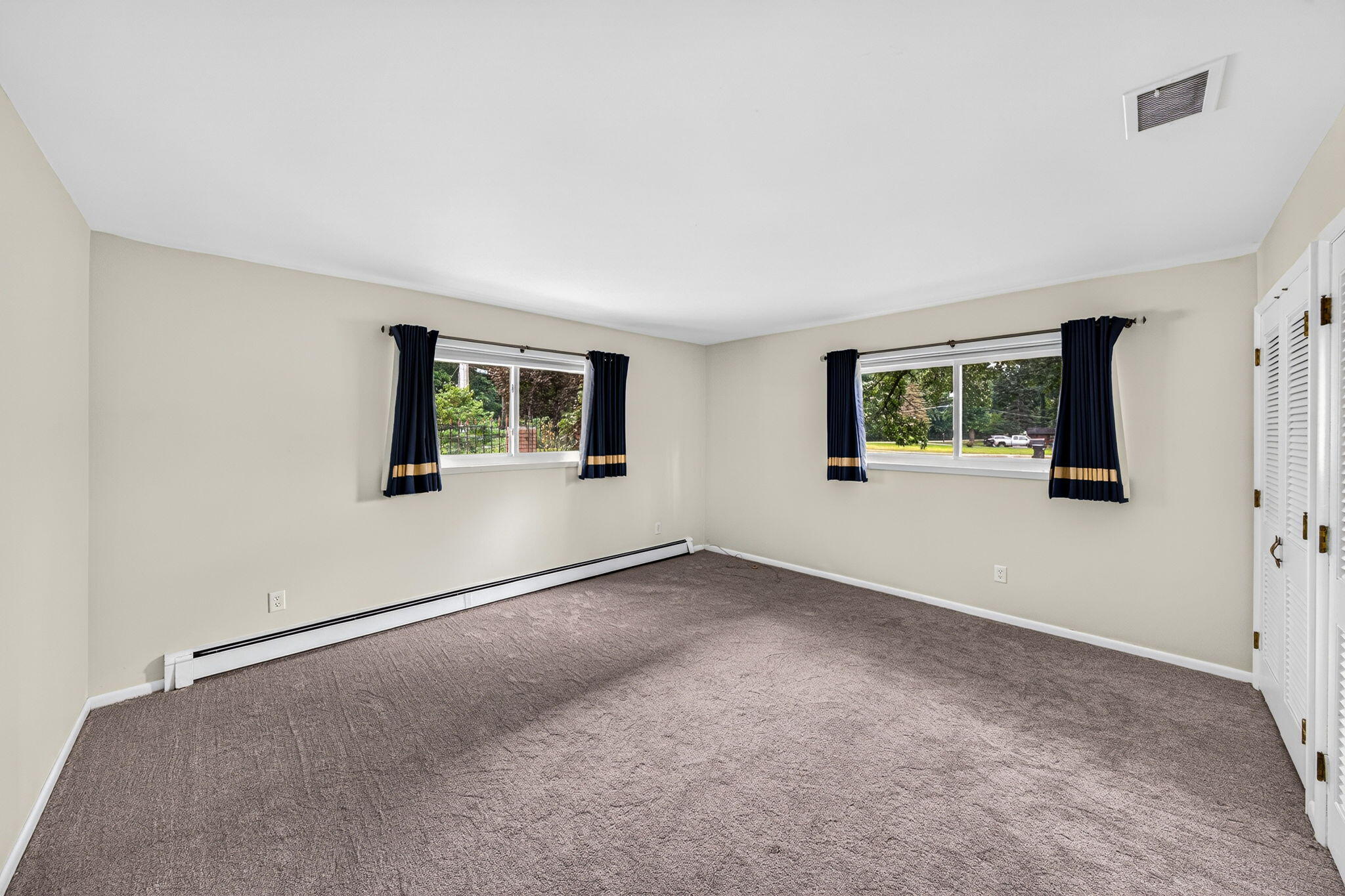 70506 Sunrise Drive Edwardsburg MI 49112