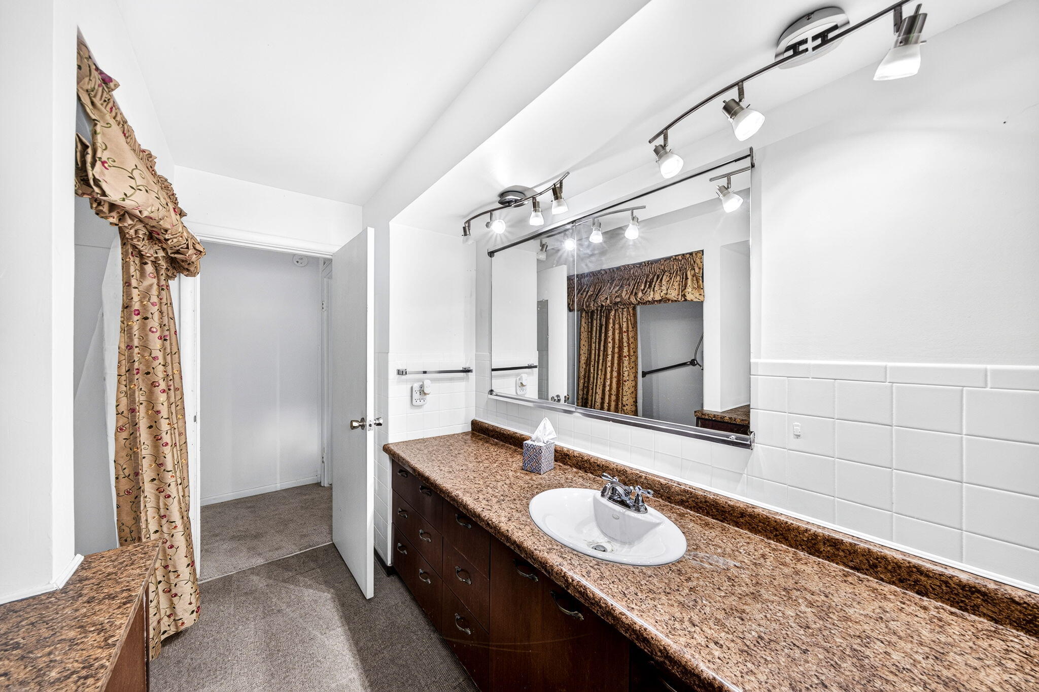 70506 Sunrise Drive Edwardsburg MI 49112