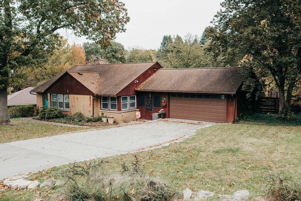 924 N Dartmouth Street Kalamazoo MI 49006