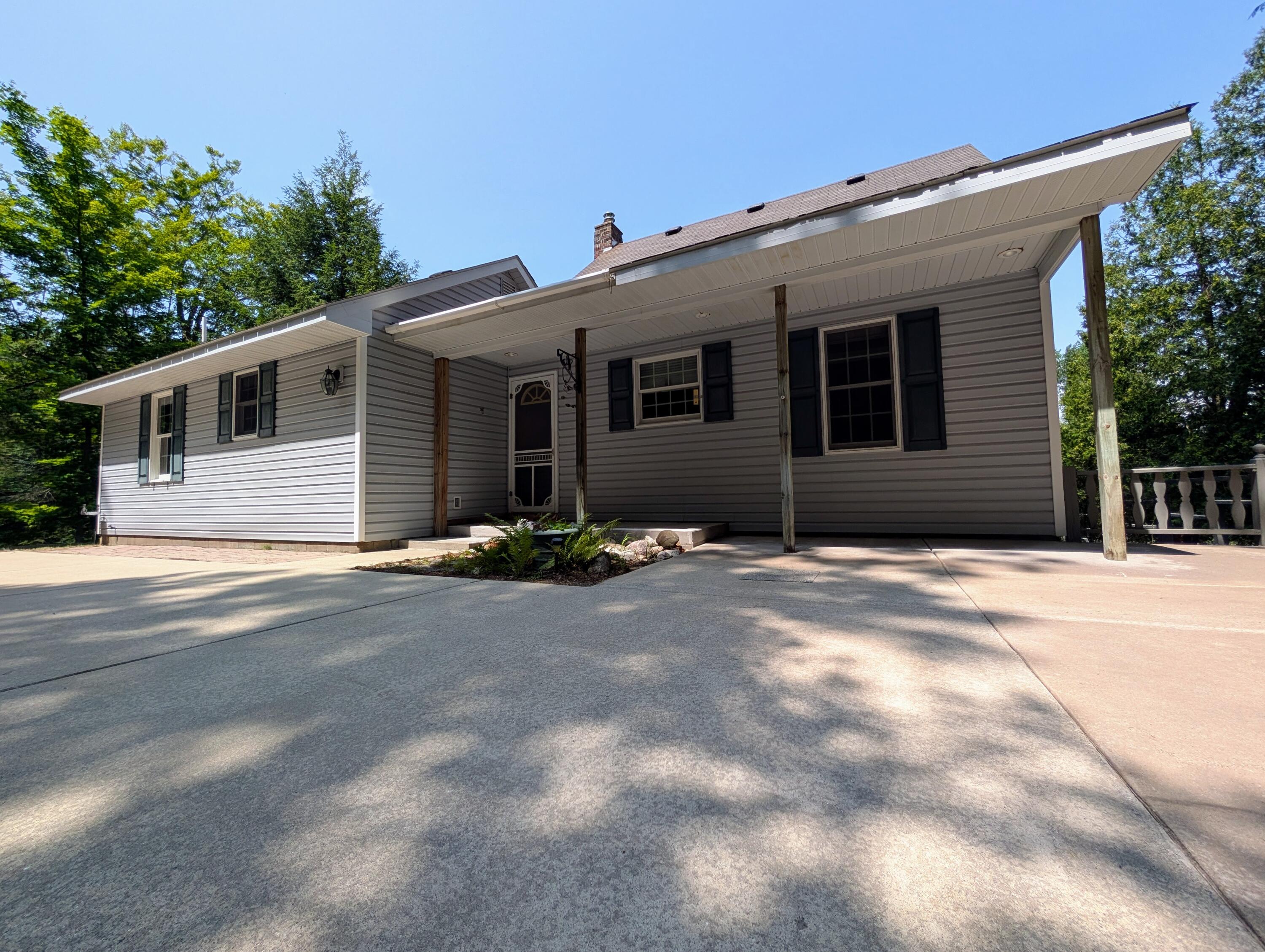 5993 N Meyers Road Ludington MI 49431