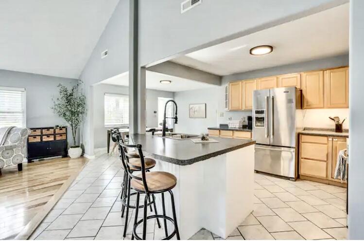 4328 Fikes Road Benton Harbor MI 49022