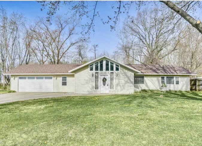 4328 Fikes Road Benton Harbor MI 49022