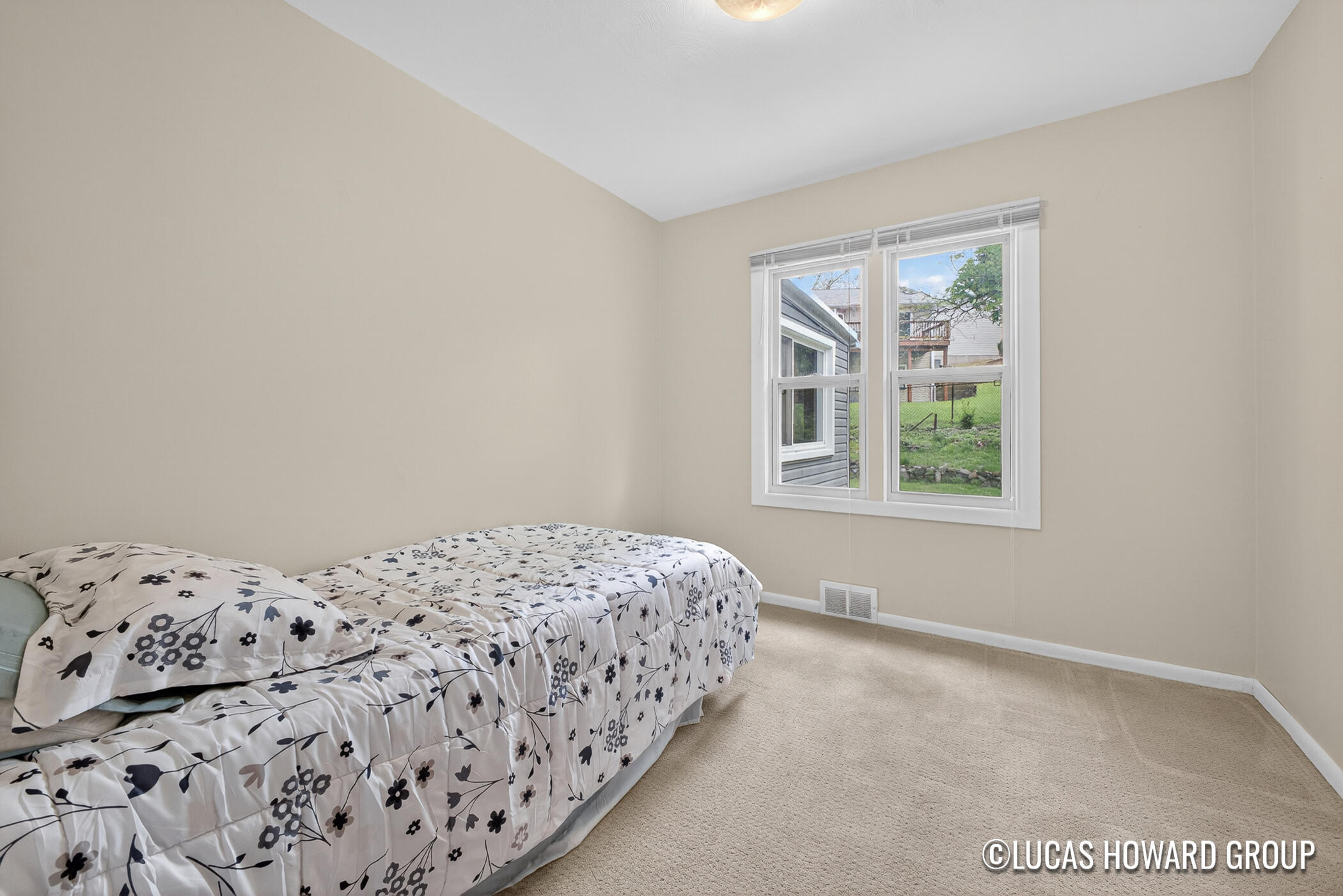 3054 Thorncrest Drive SE Grand Rapids MI 49546