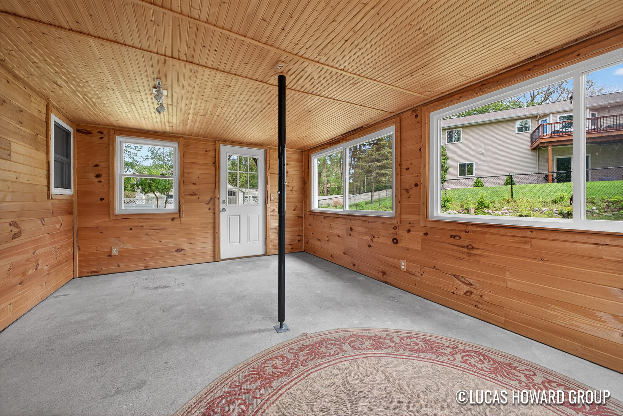 3054 Thorncrest Drive SE Grand Rapids MI 49546