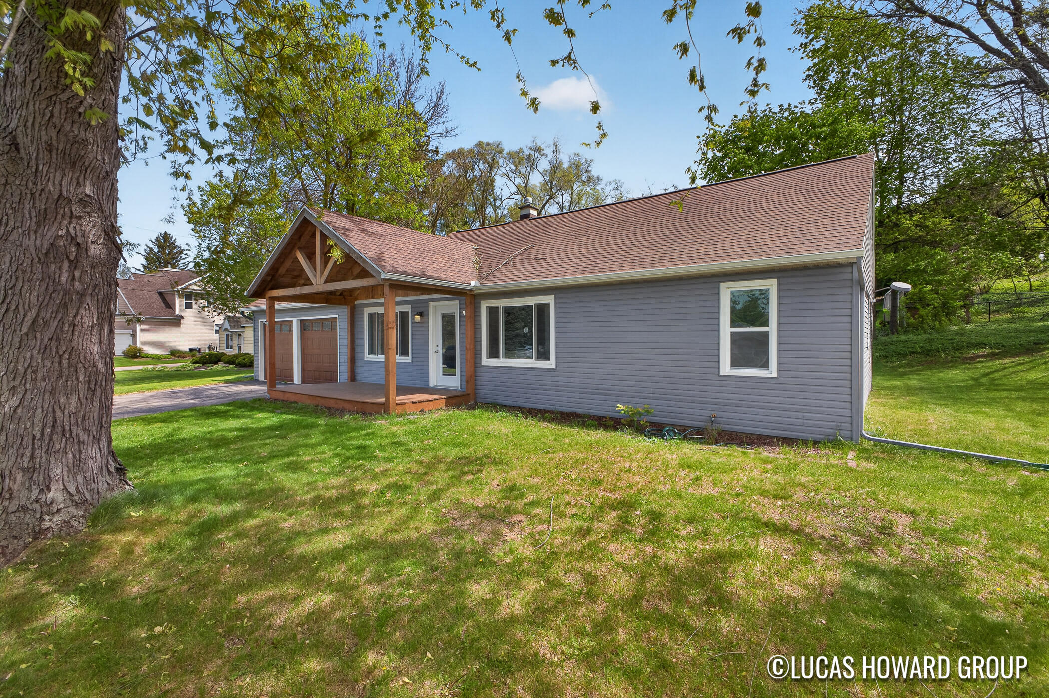 3054 Thorncrest Drive SE Grand Rapids MI 49546