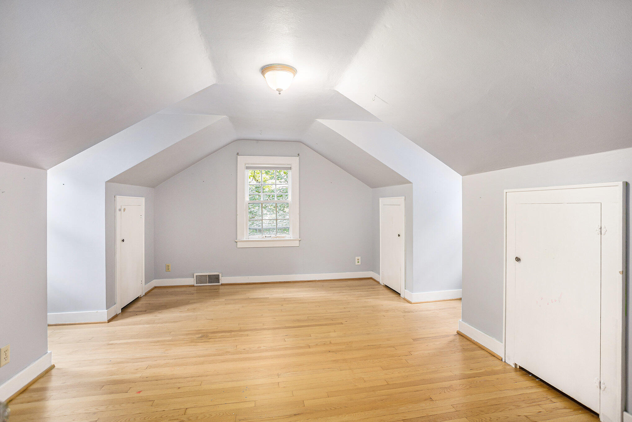 2126 Benjamin Avenue Kalamazoo MI 49008