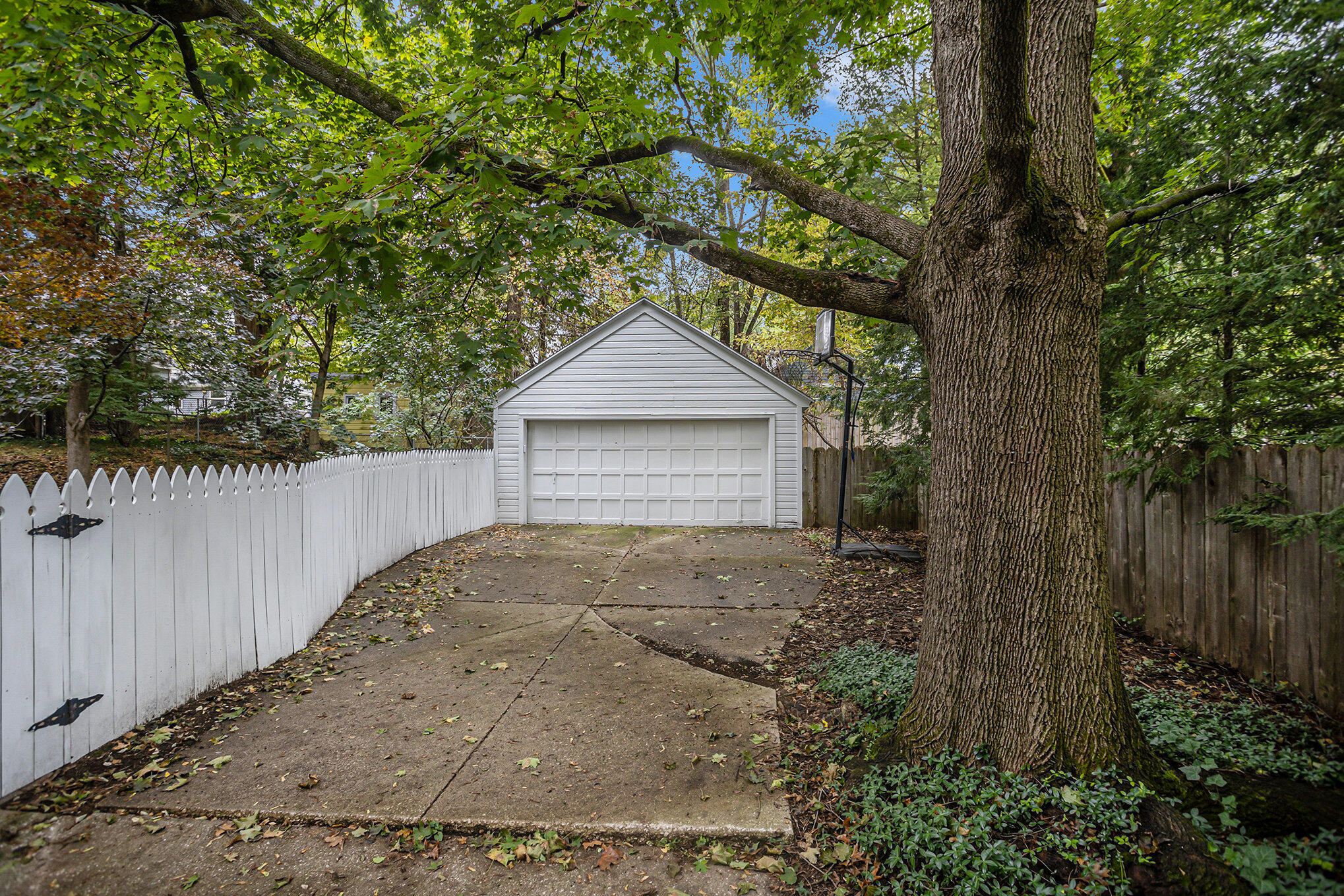 2126 Benjamin Avenue Kalamazoo MI 49008
