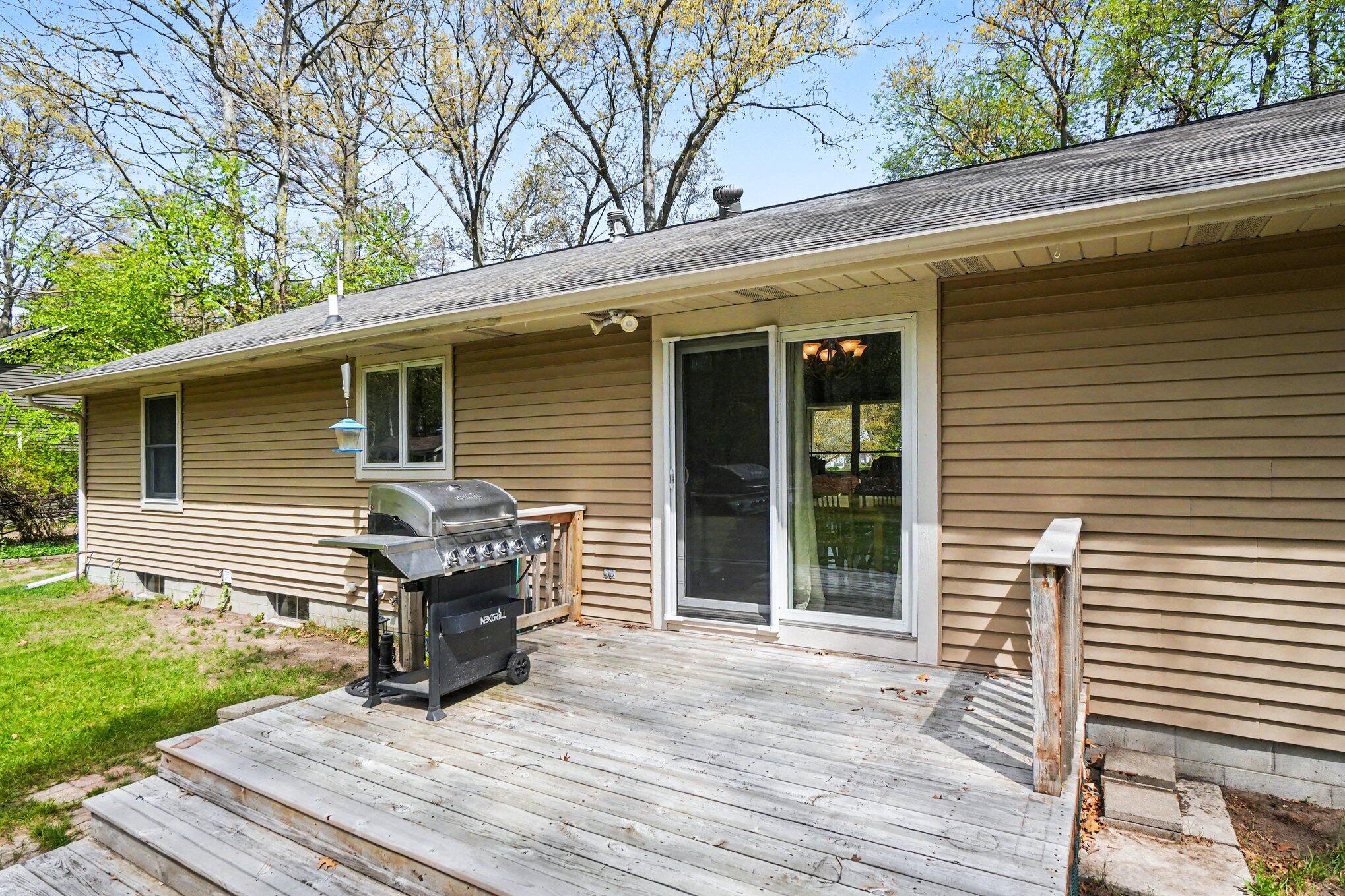 15868 Forest Side Drive Grand Haven MI 49417
