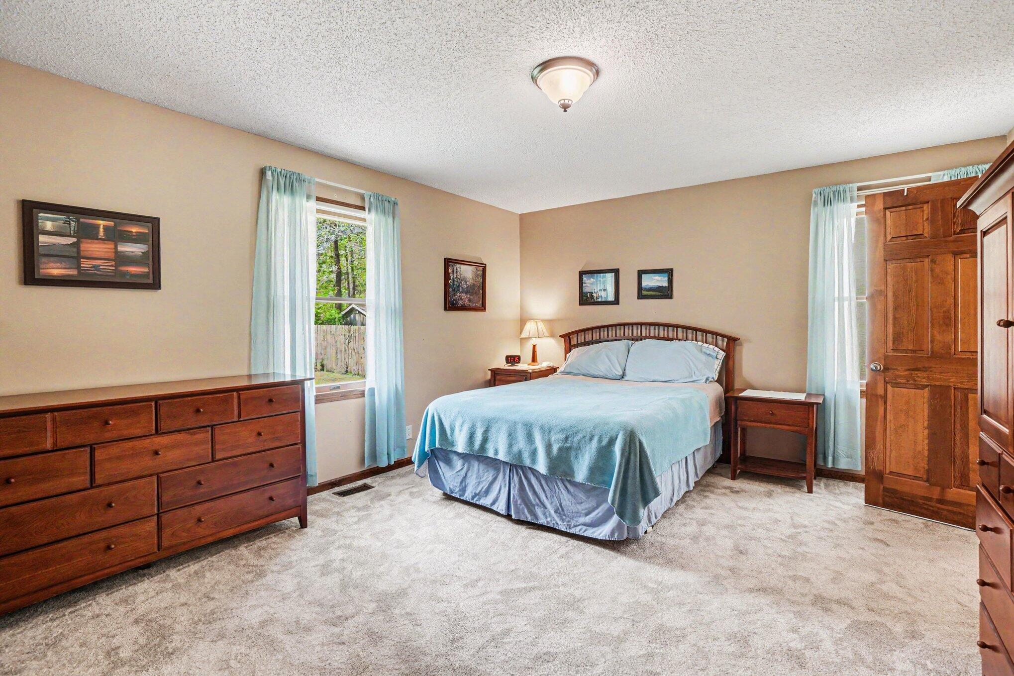 15868 Forest Side Drive Grand Haven MI 49417