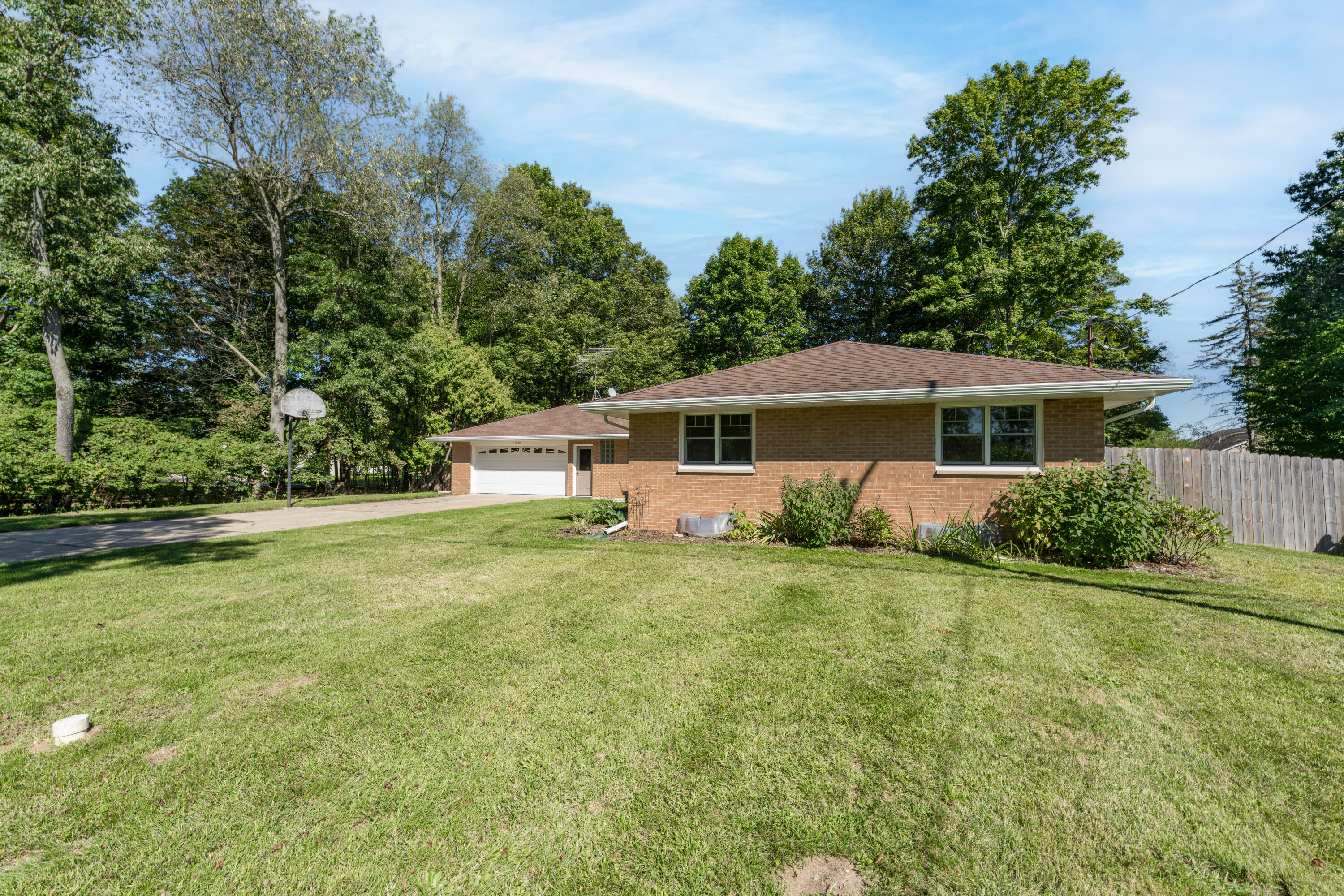 5185 S 11th Street S Kalamazoo MI 49009