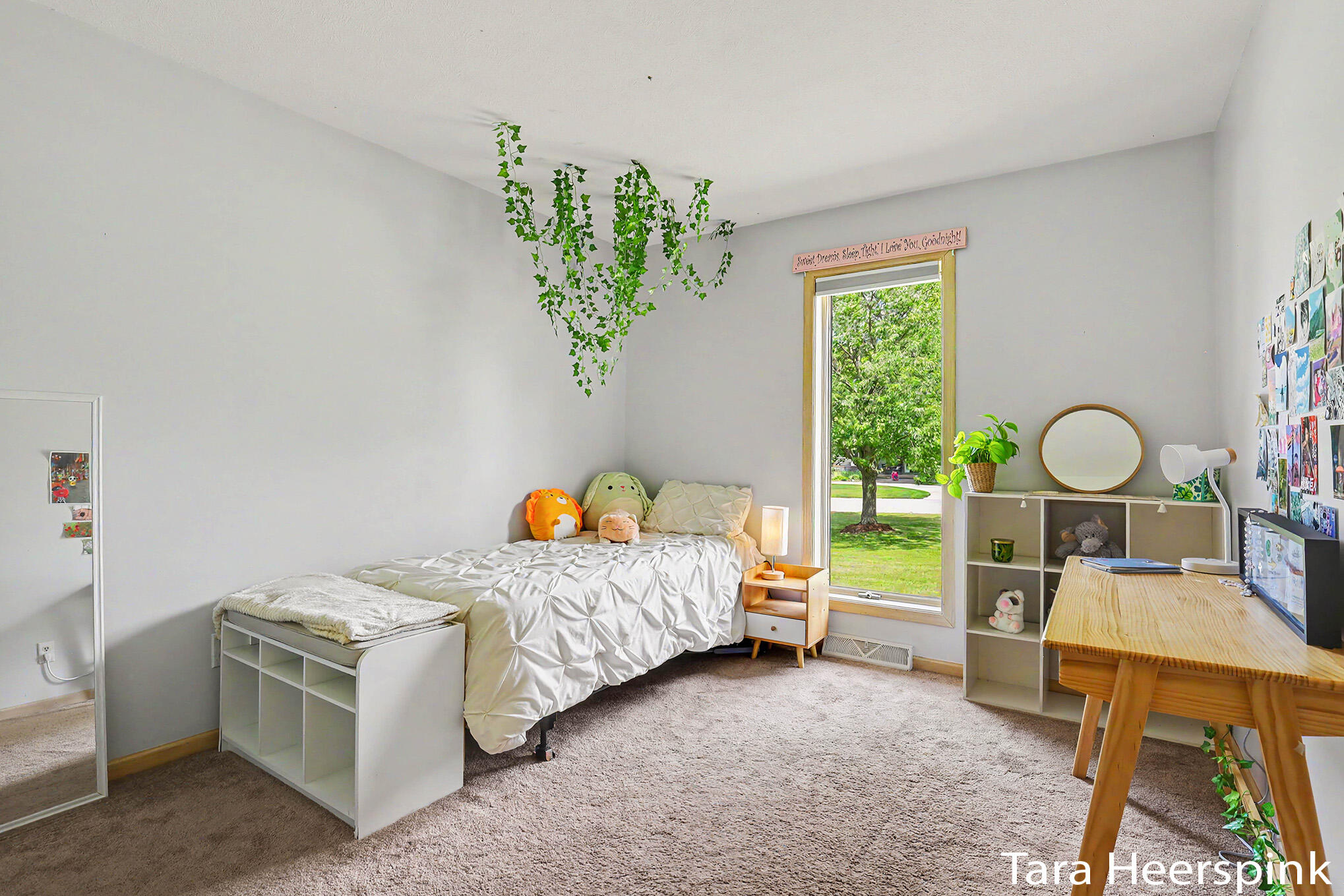 6237 Arroyo Vista Drive NE Rockford MI 49341