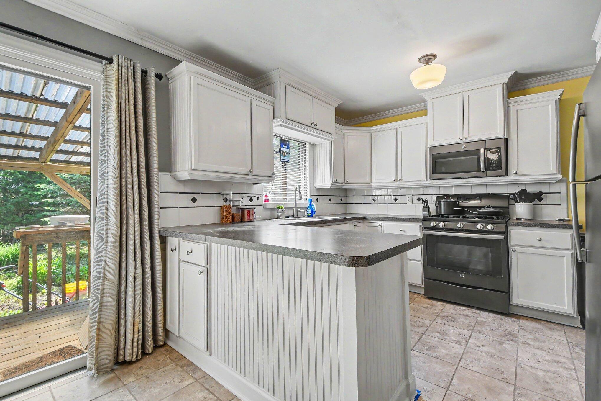 532 Clayton Avenue NW Grand Rapids MI 49534