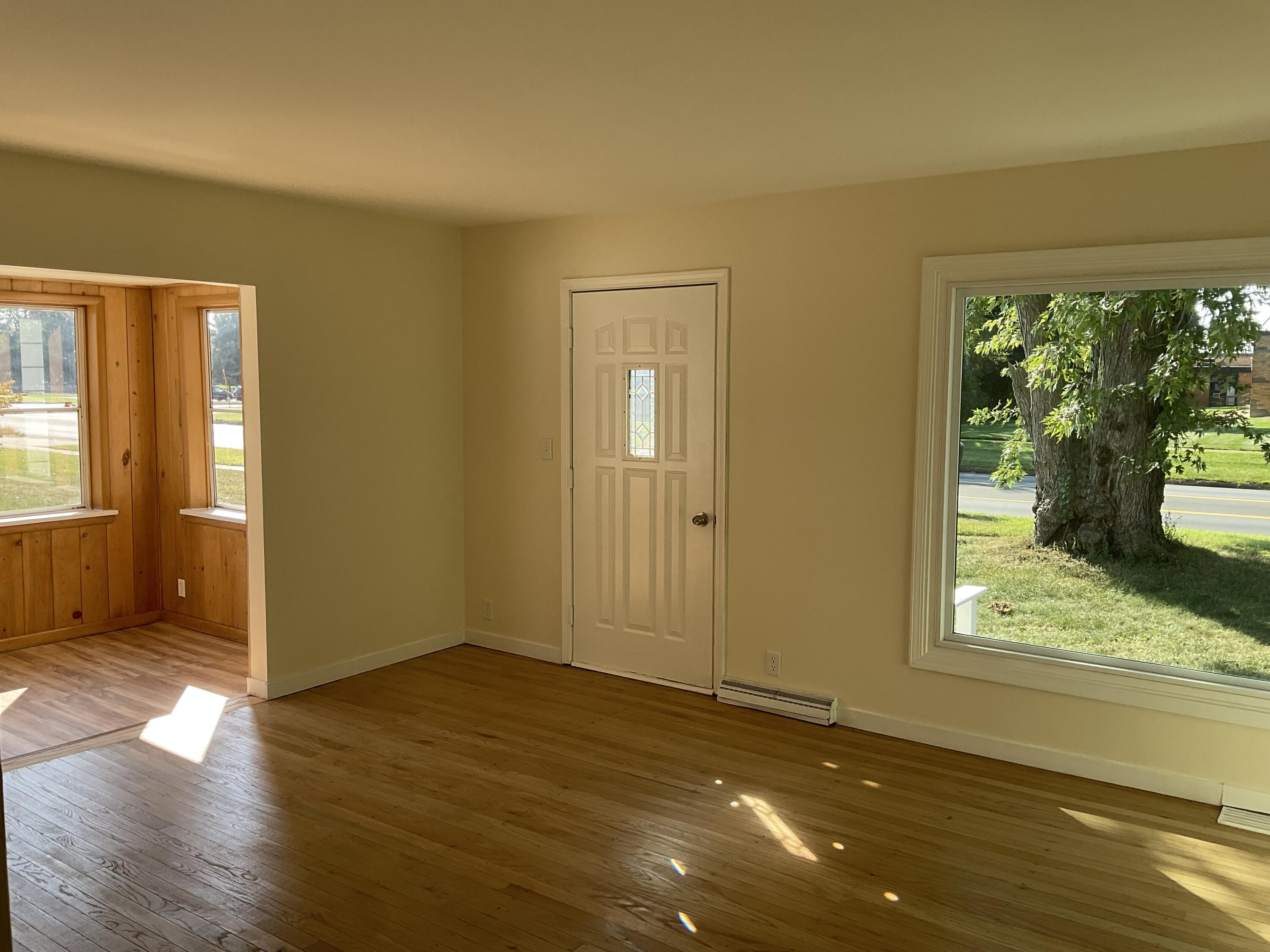 623 52nd Street SE Grand Rapids MI 49548