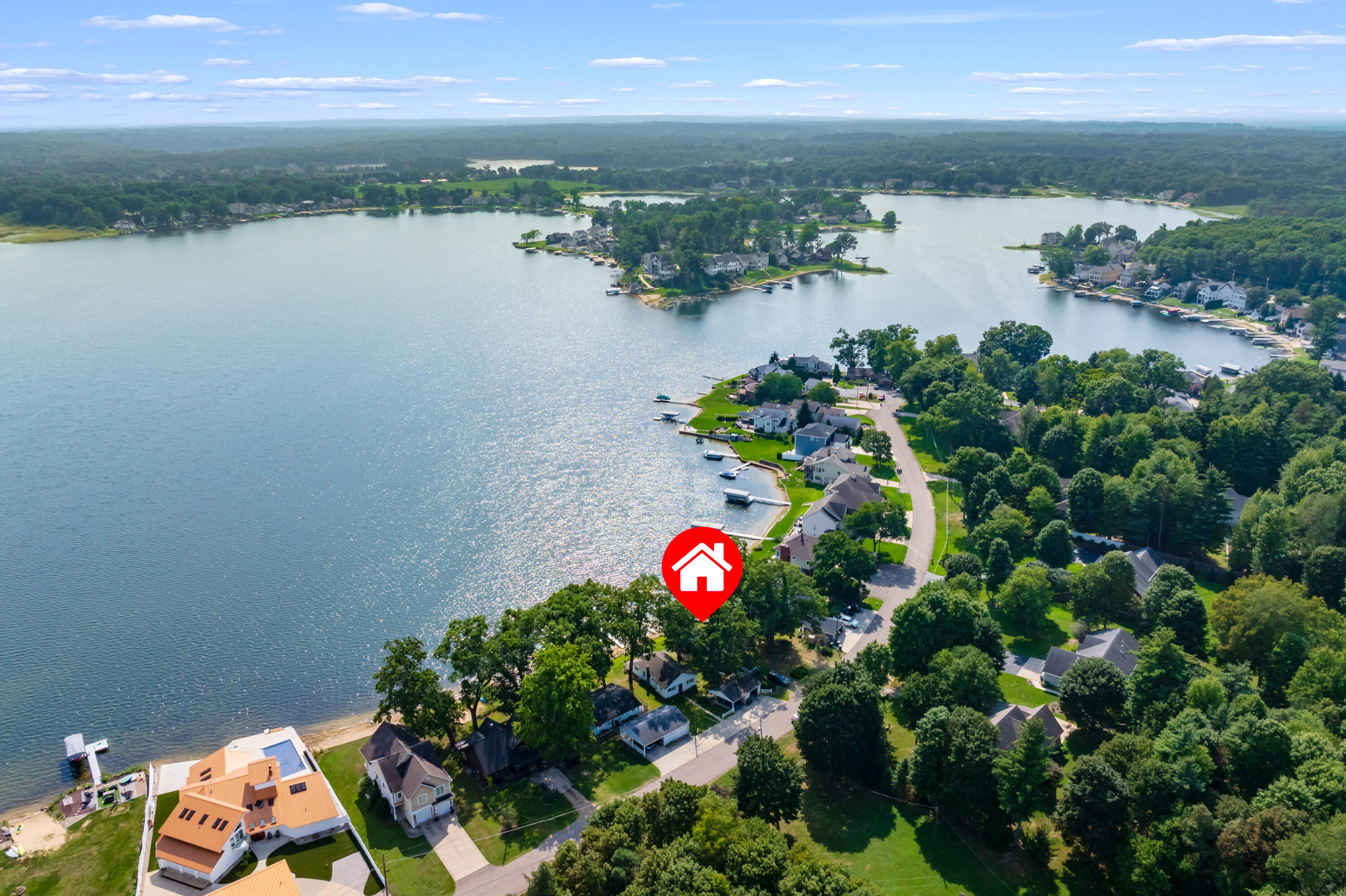 1078 N Eagle Lake Drive Kalamazoo MI 49009