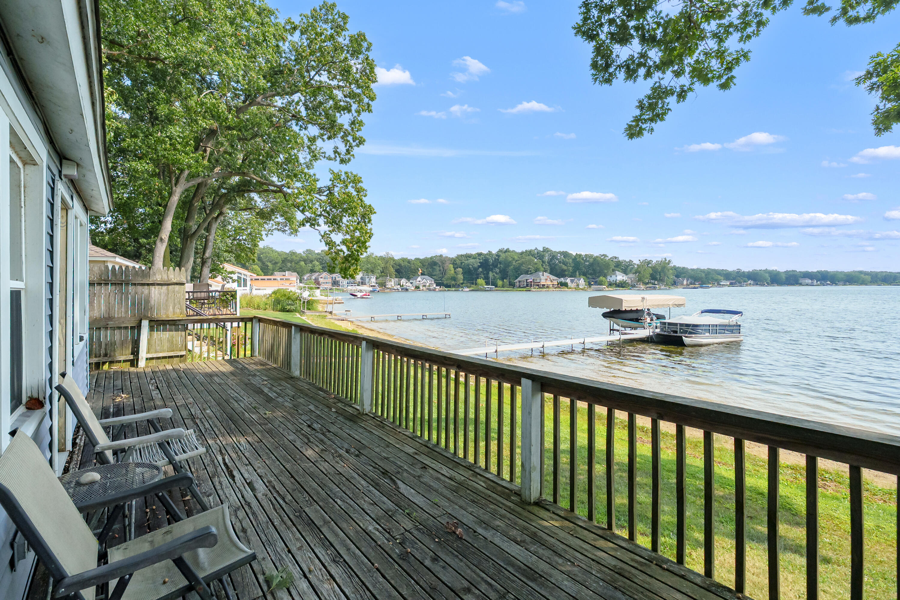 1078 N Eagle Lake Drive Kalamazoo MI 49009