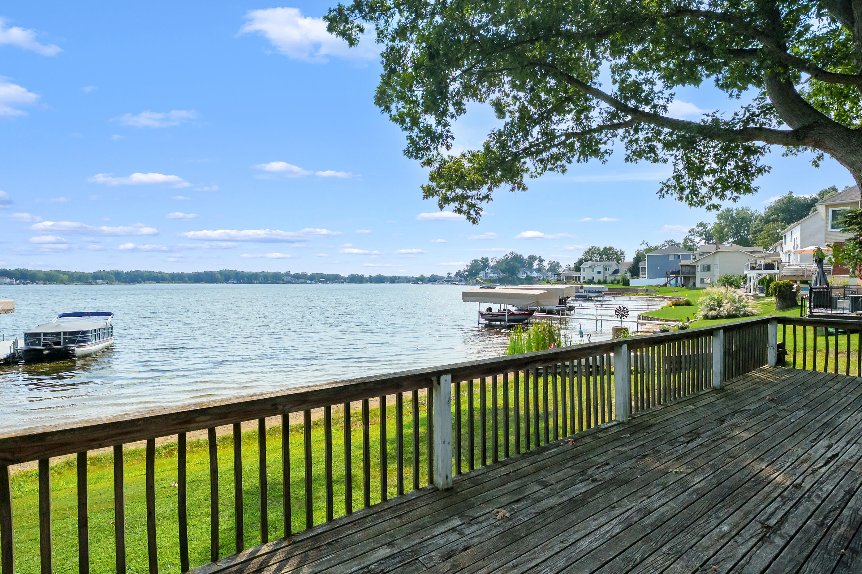 1078 N Eagle Lake Drive Kalamazoo MI 49009