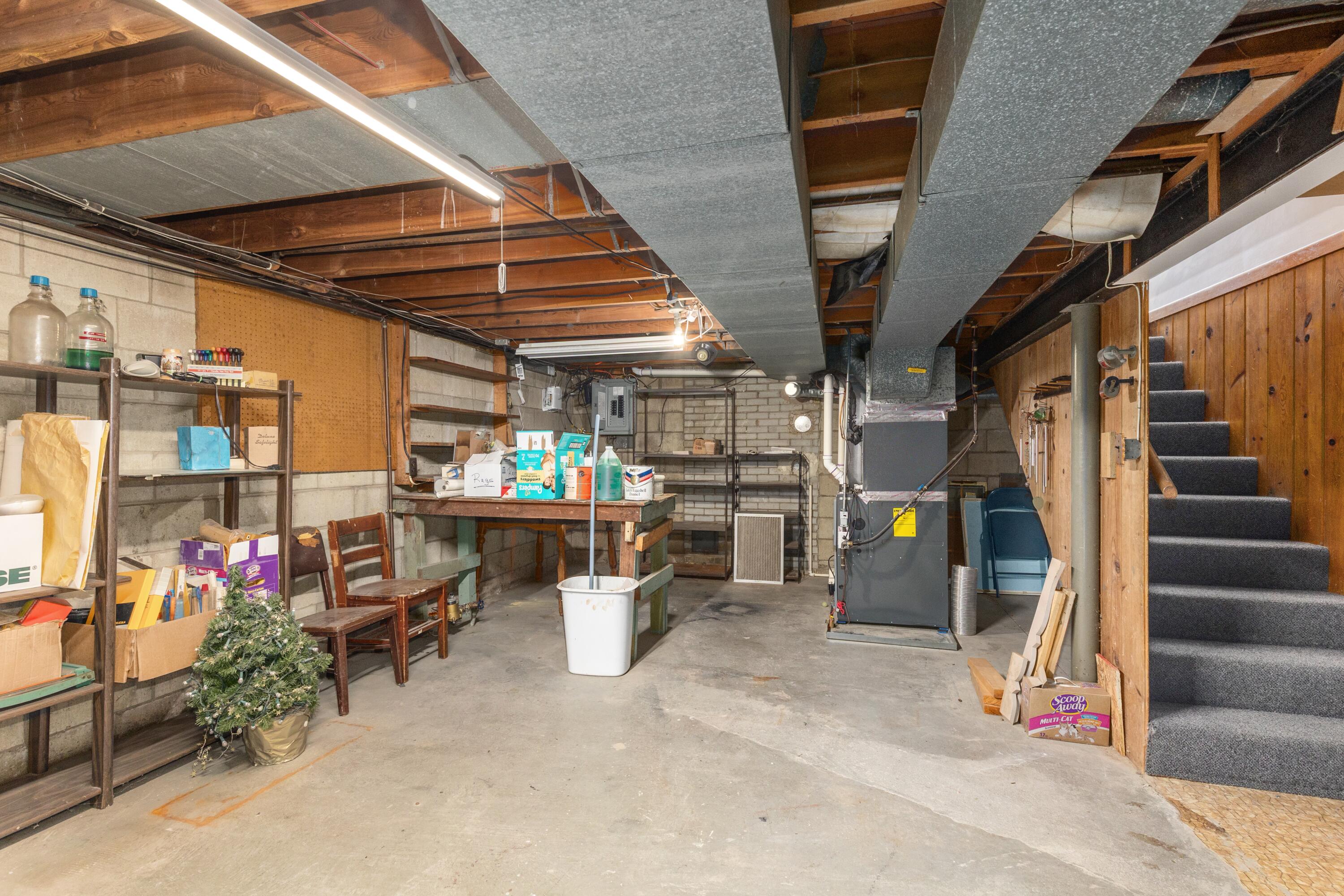 2855 Gerald Avenue NE Grand Rapids MI 49505