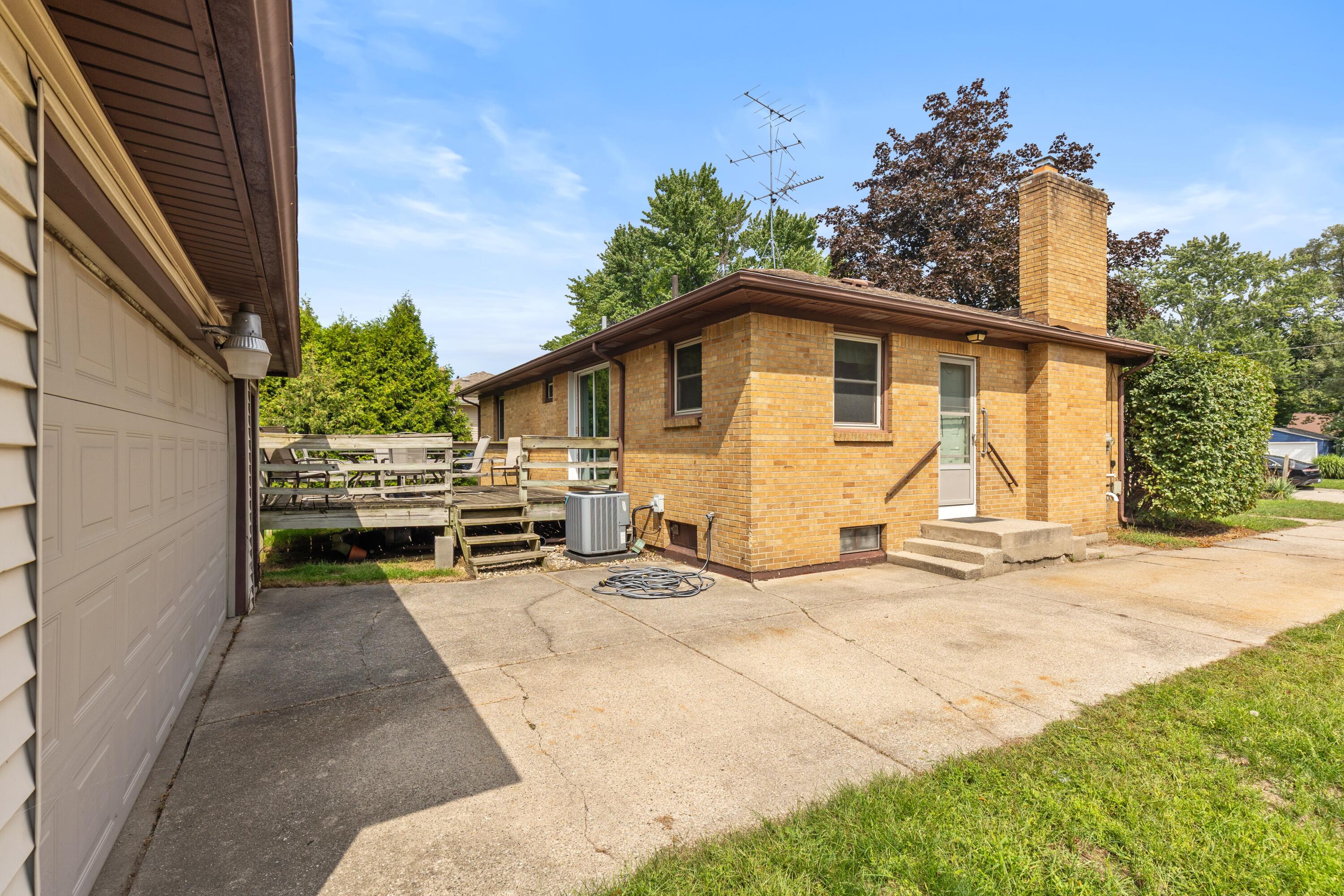 2855 Gerald Avenue NE Grand Rapids MI 49505