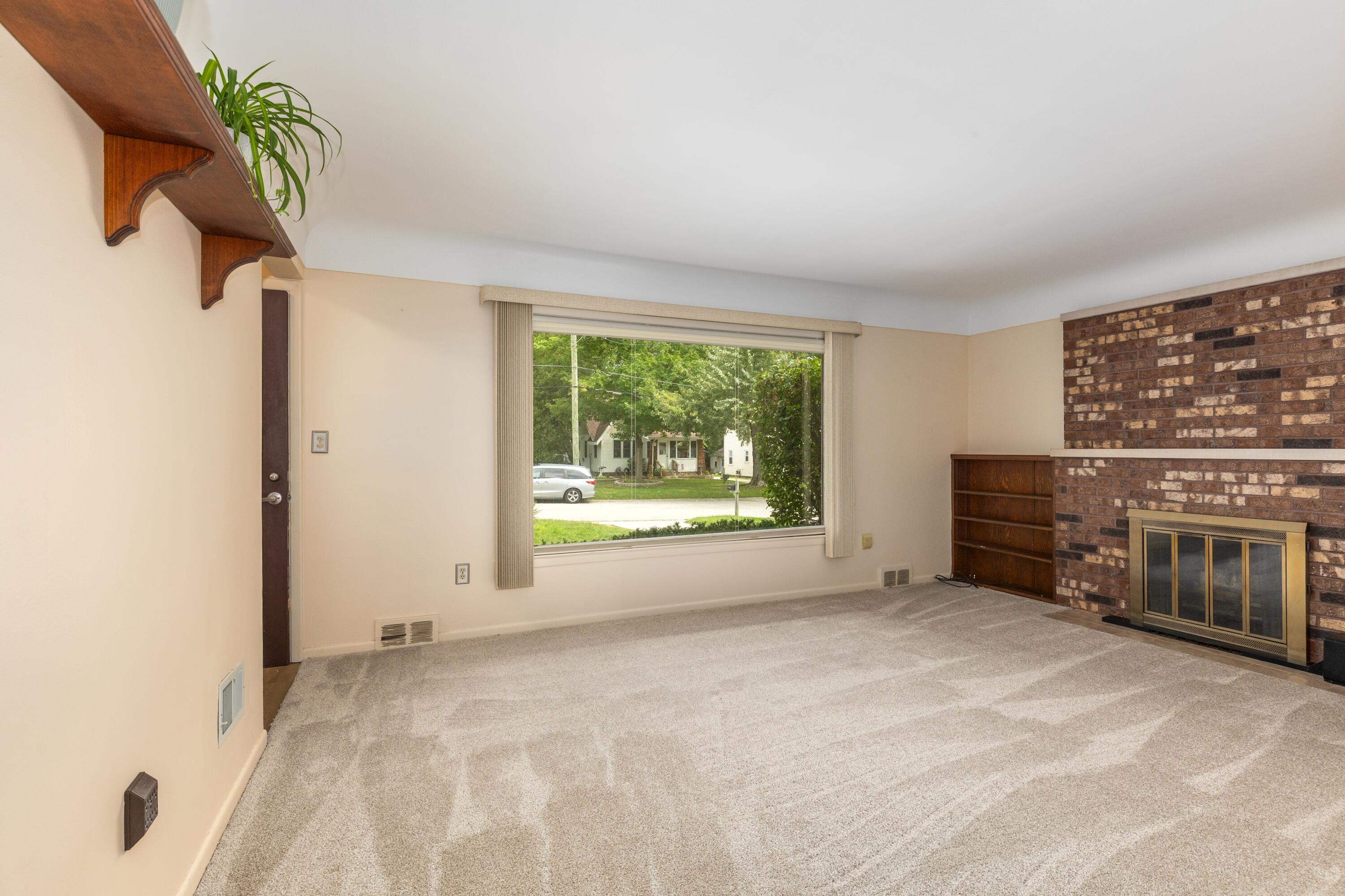 2855 Gerald Avenue NE Grand Rapids MI 49505