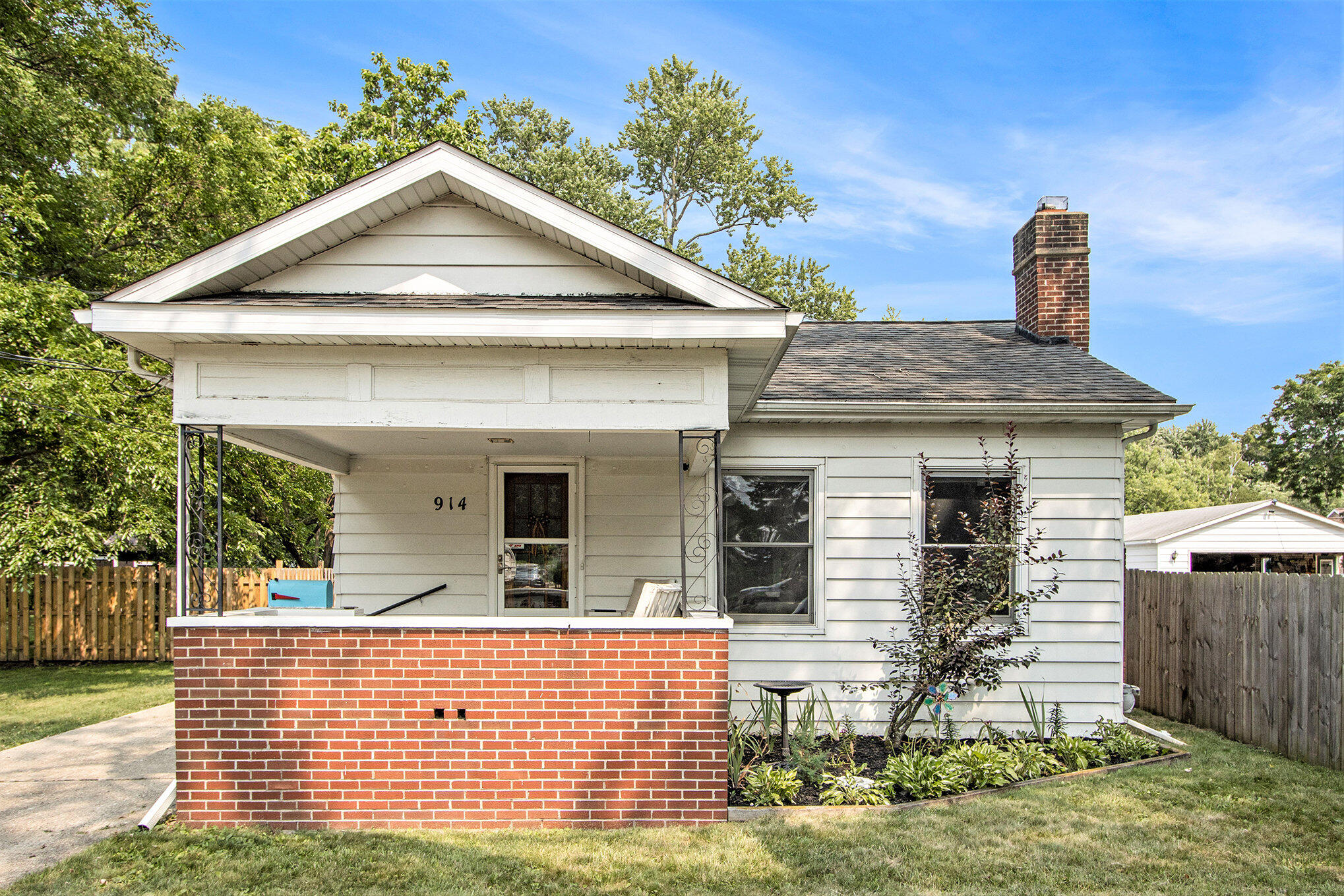 914 Dayton Avenue Kalamazoo MI 49048
