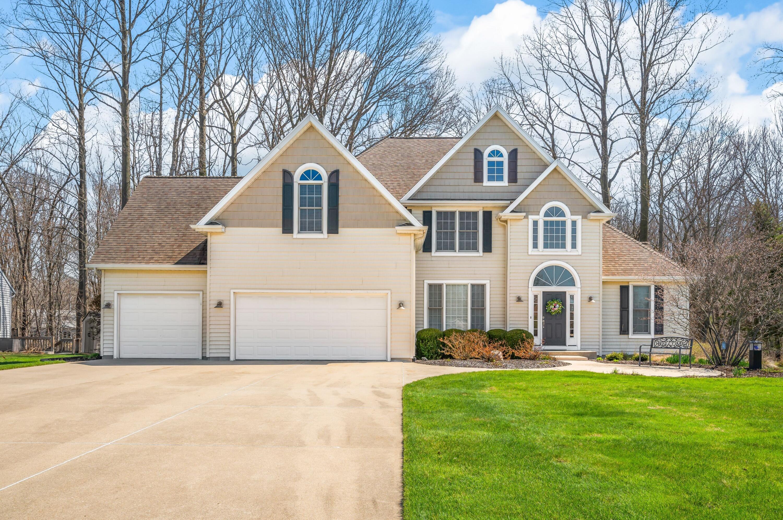 2755 Southfork Drive Stevensville MI 49127