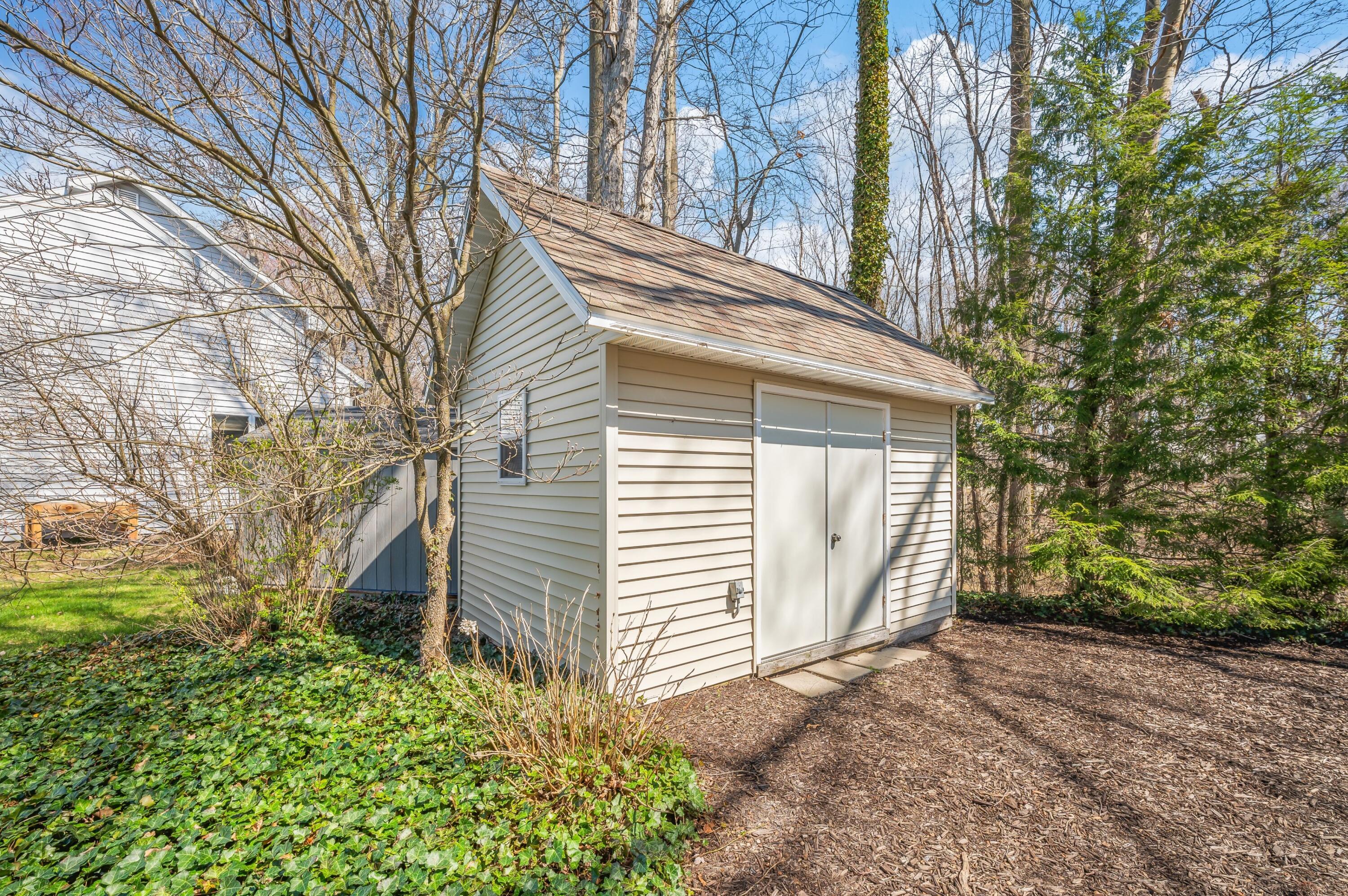 2755 Southfork Drive Stevensville MI 49127