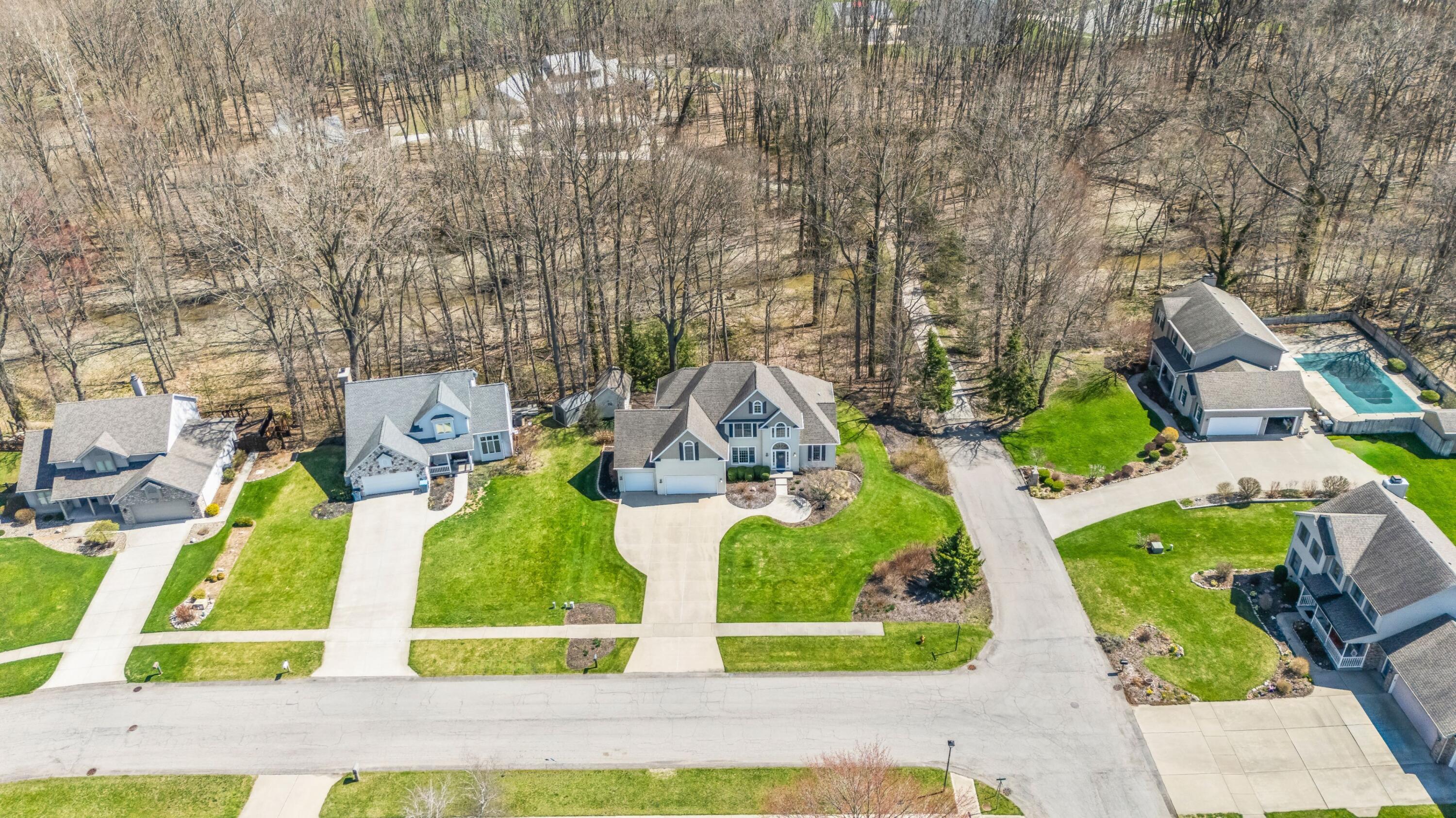 2755 Southfork Drive Stevensville MI 49127