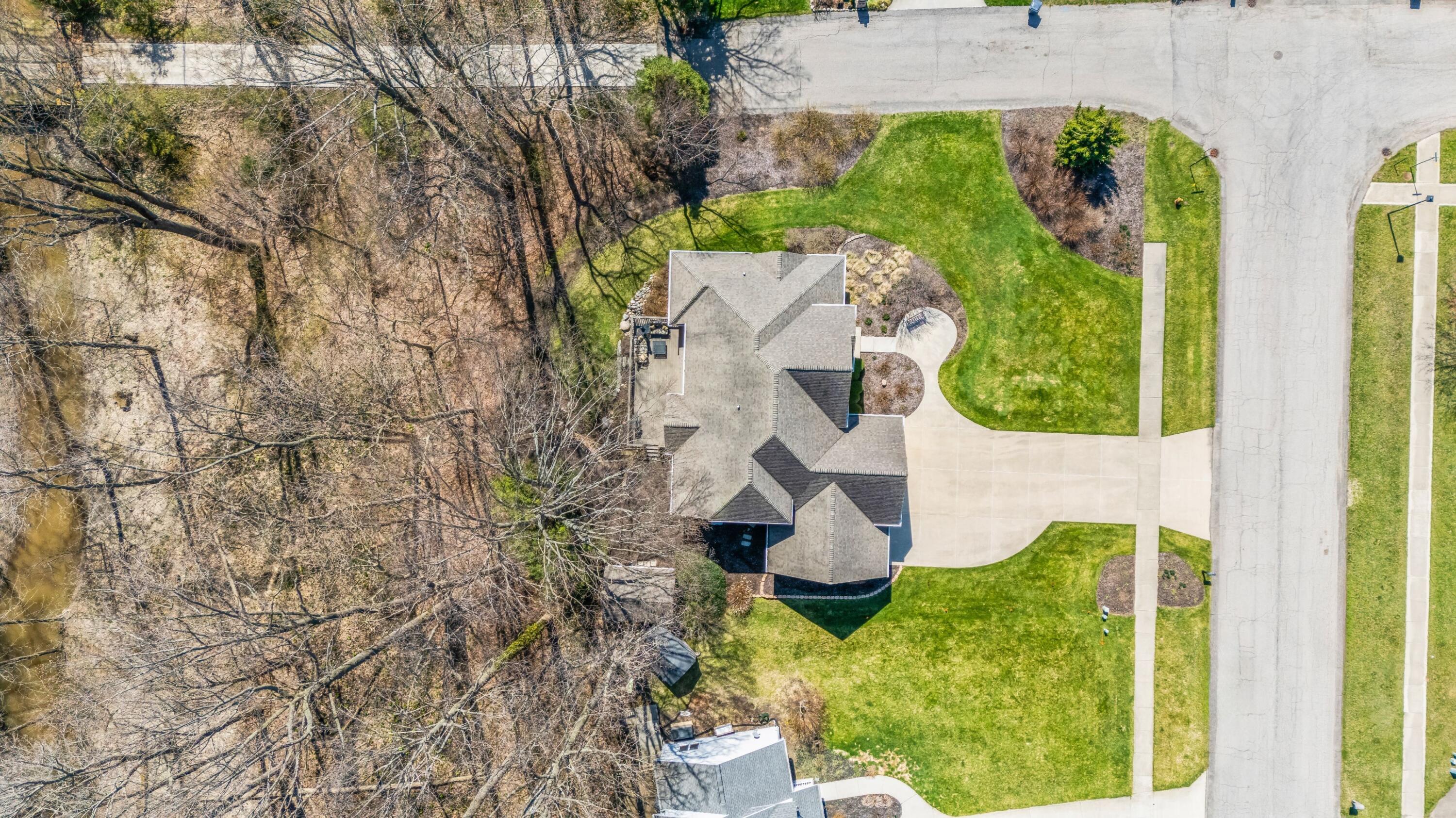 2755 Southfork Drive Stevensville MI 49127