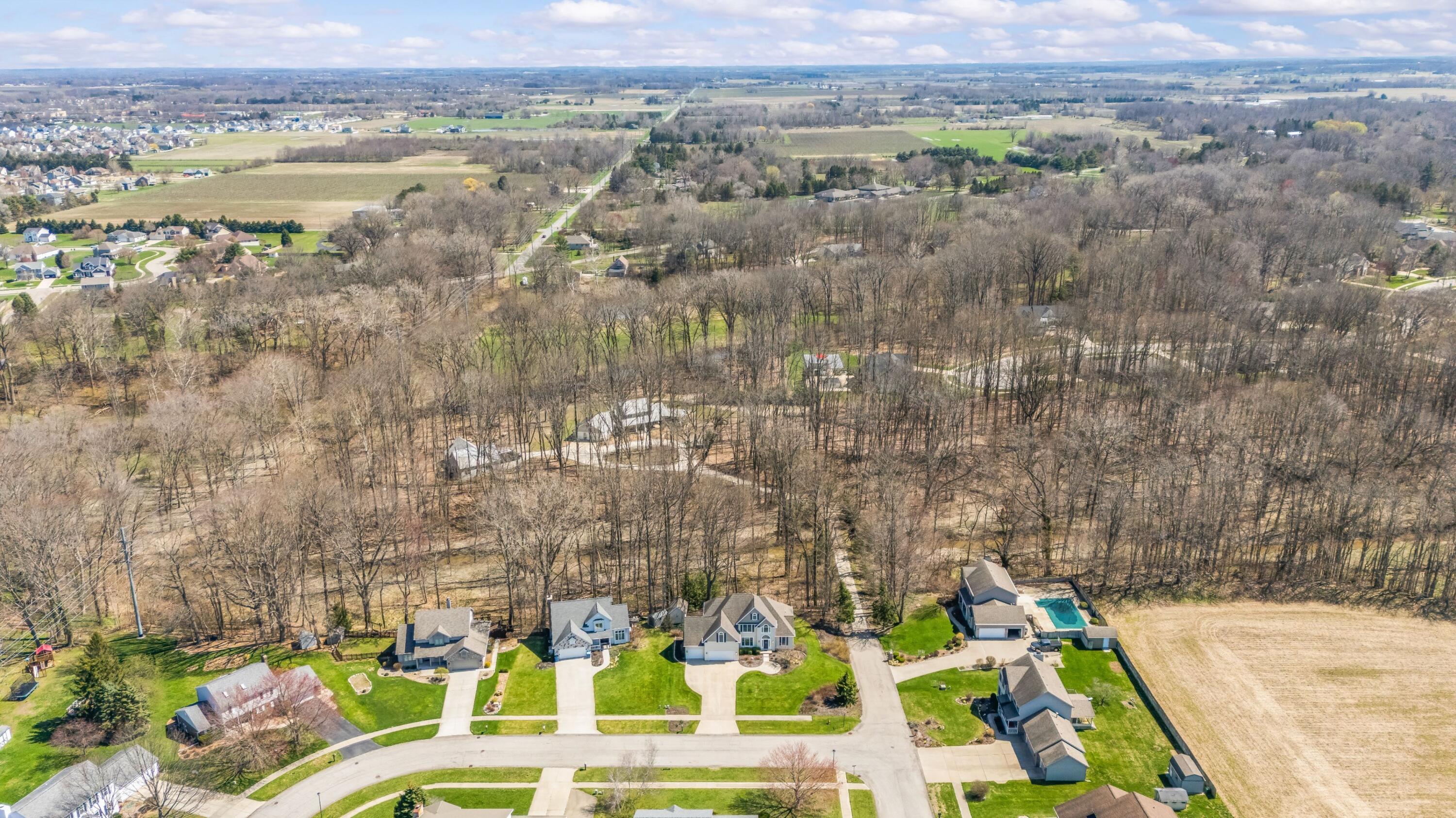 2755 Southfork Drive Stevensville MI 49127